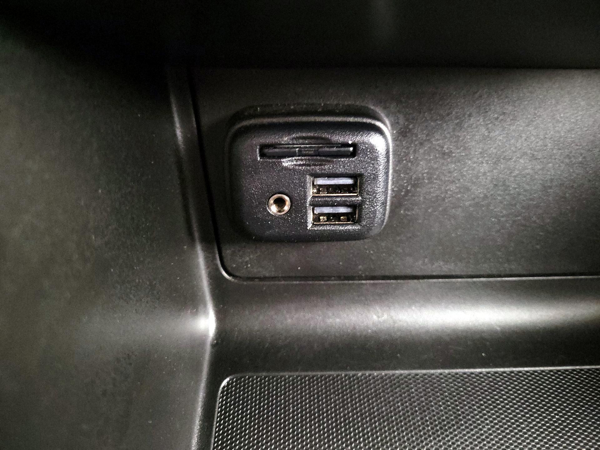 Thumbnail: 2021 Chevrolet Colorado - 16