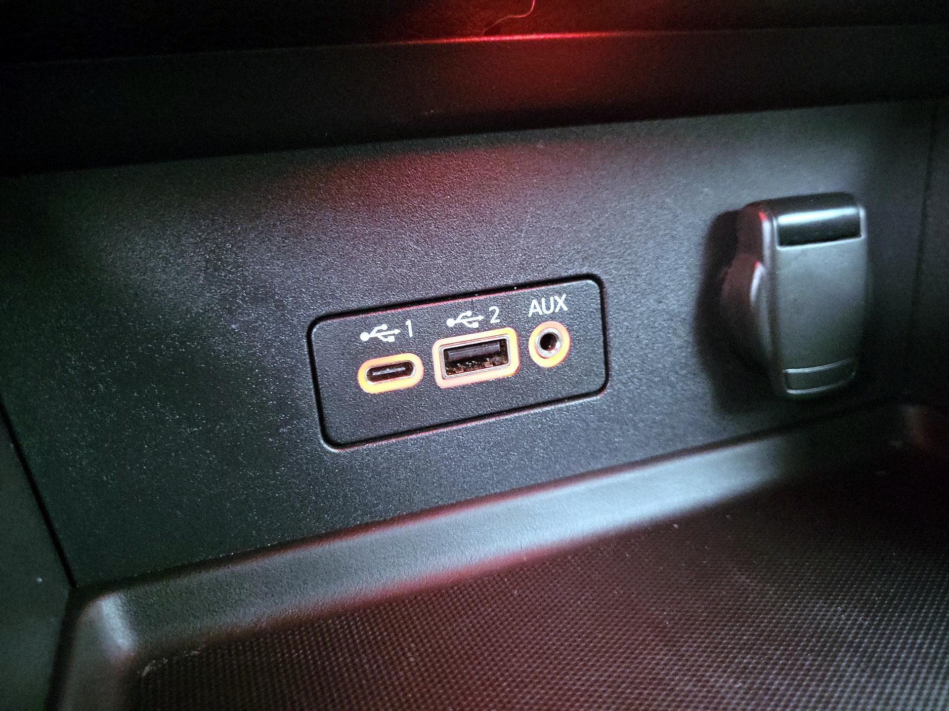 Thumbnail: 2022 Nissan Sentra - 16