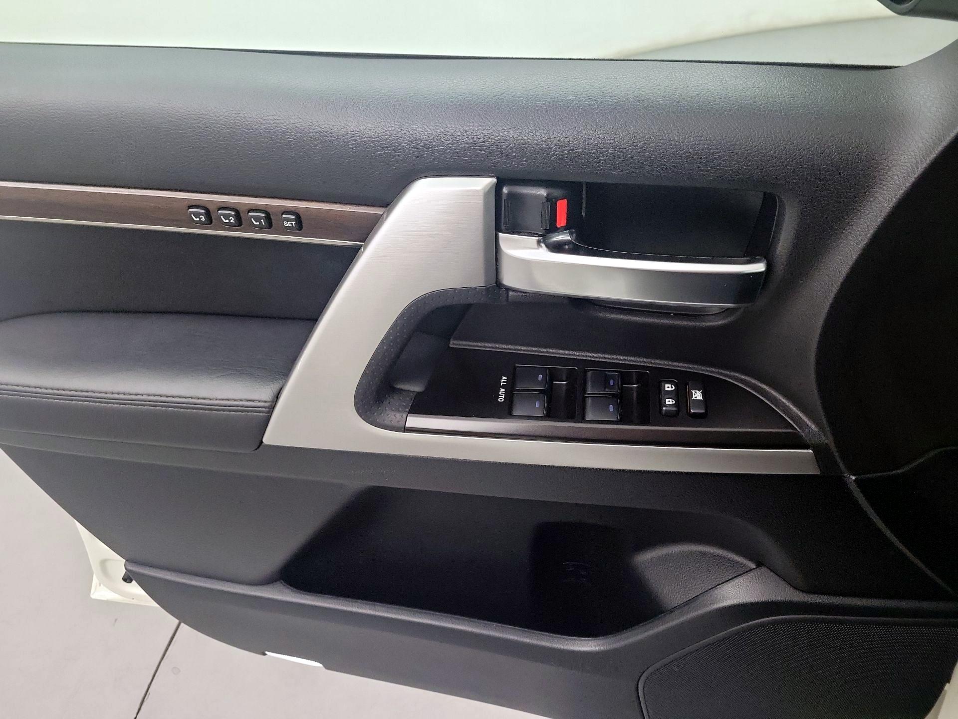 Thumbnail: 2021 Toyota Land Cruiser - 10