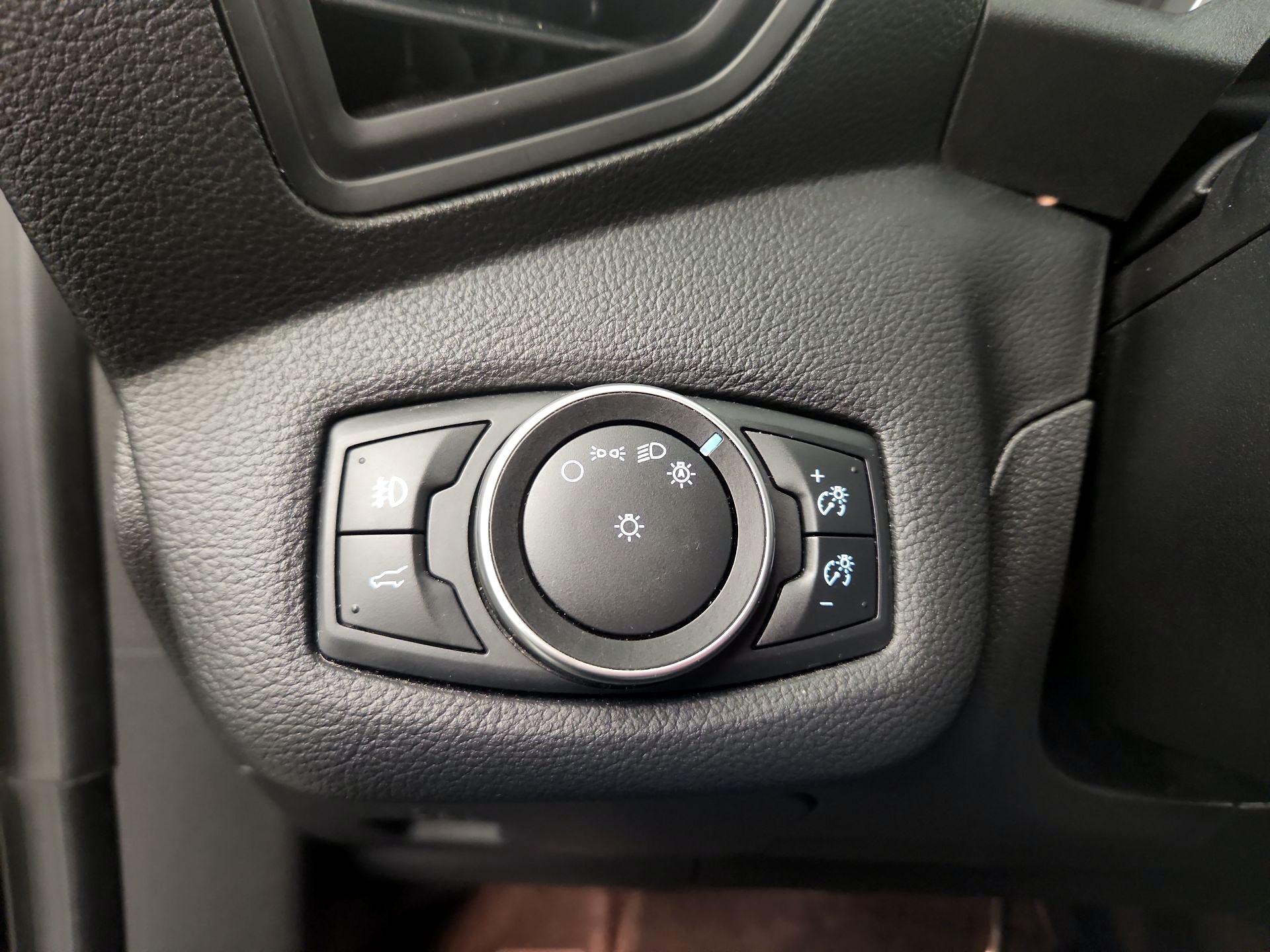 Thumbnail: 2018 Ford Escape - 11