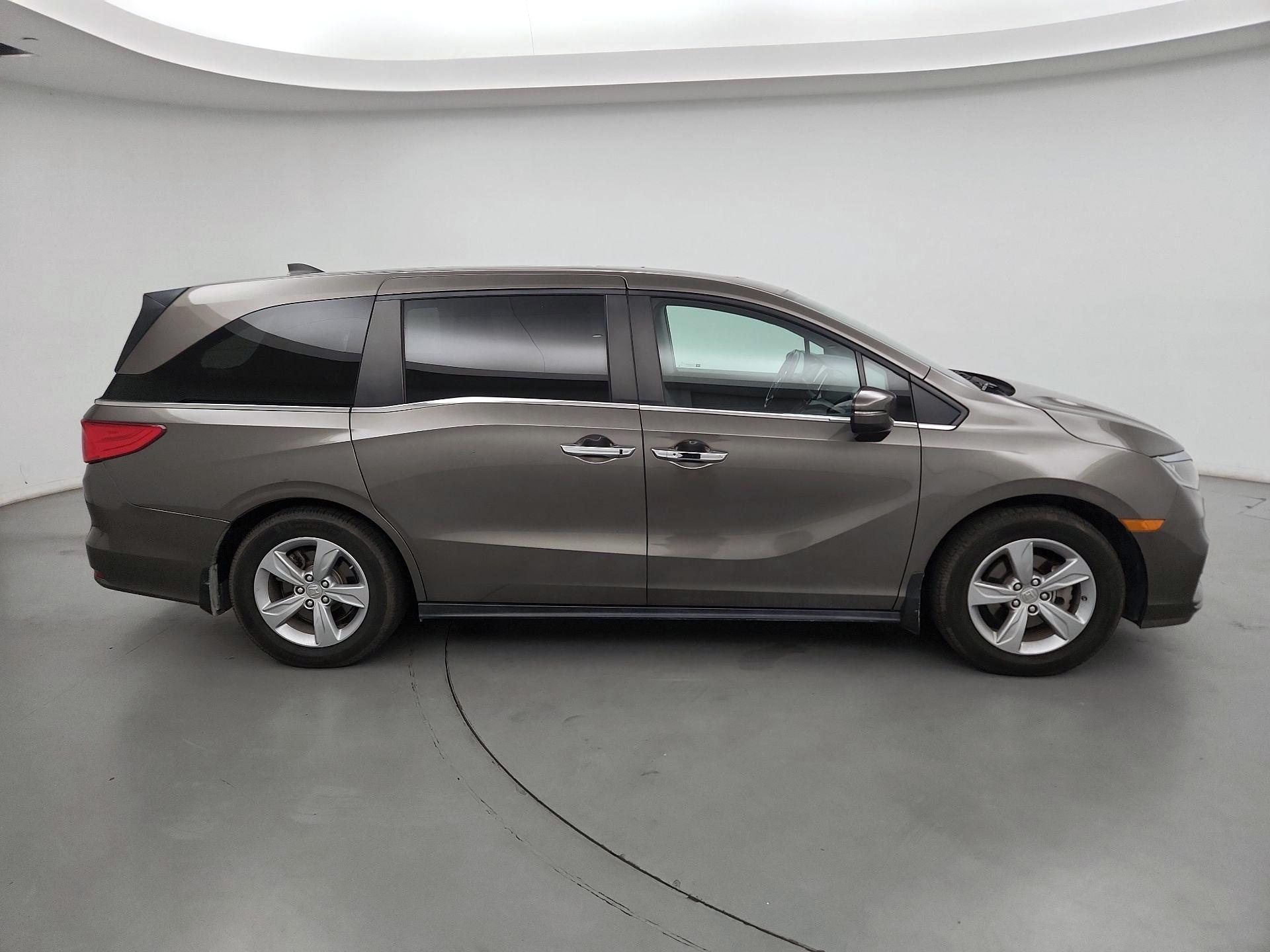 Thumbnail: 2018 Honda Odyssey - 4