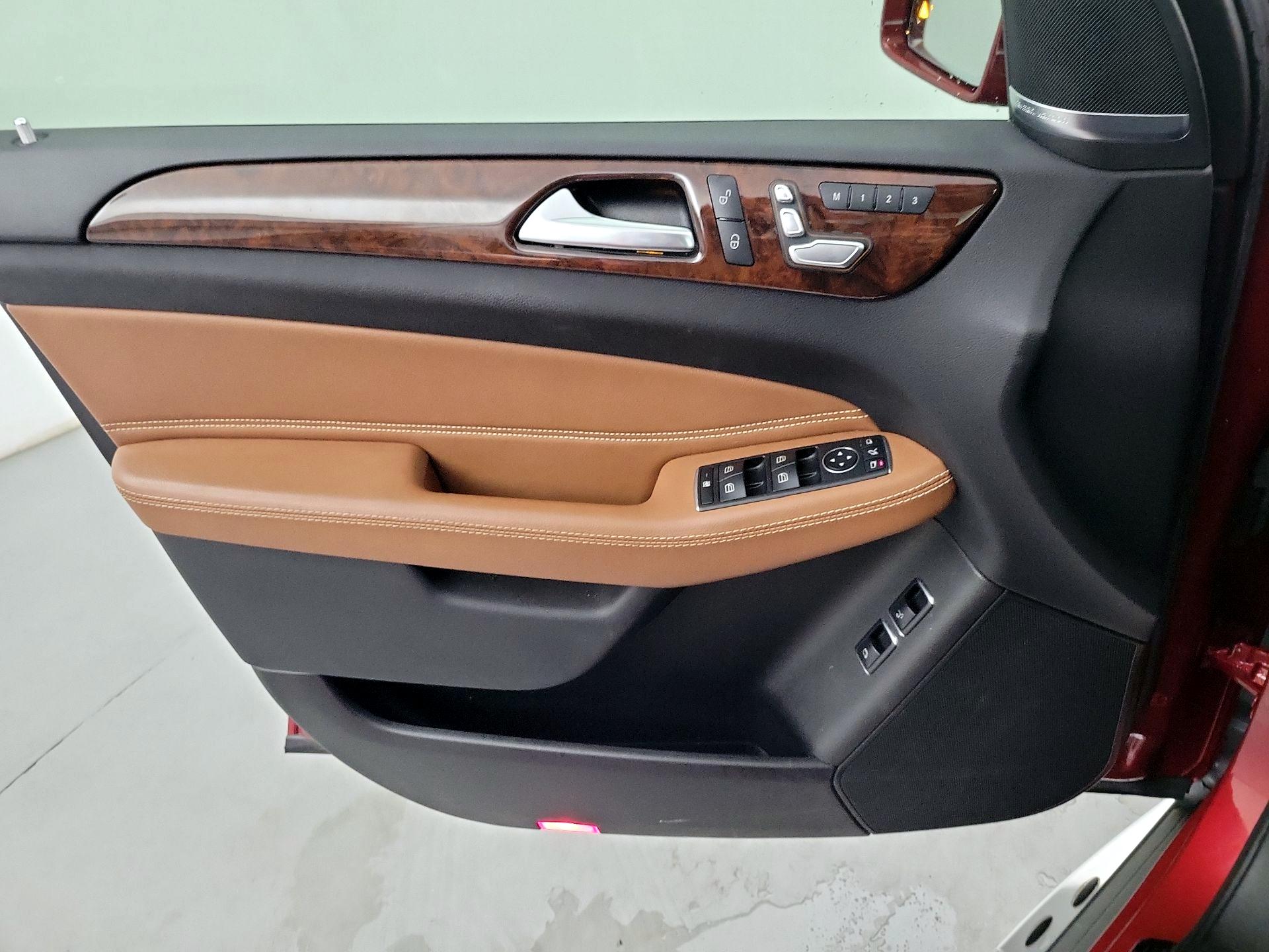 Thumbnail: 2019 Mercedes-Benz GLS - 10