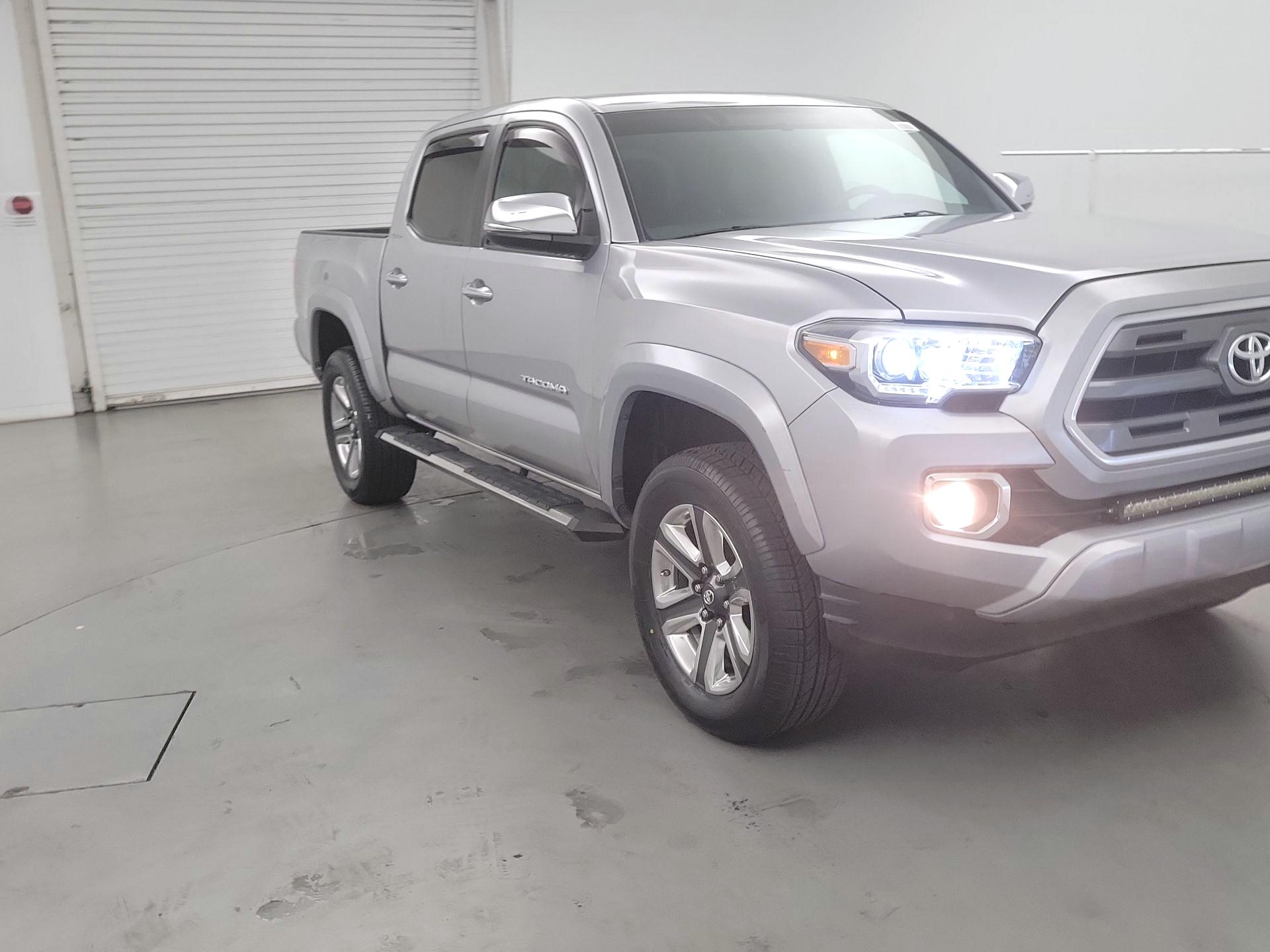 Thumbnail: 2017 Toyota Tacoma - 1