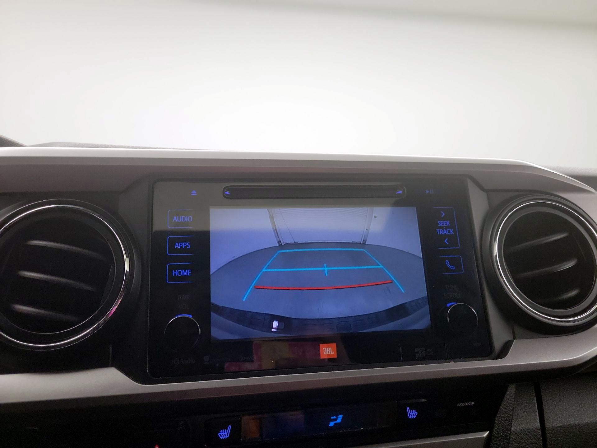 Thumbnail: 2017 Toyota Tacoma - 12