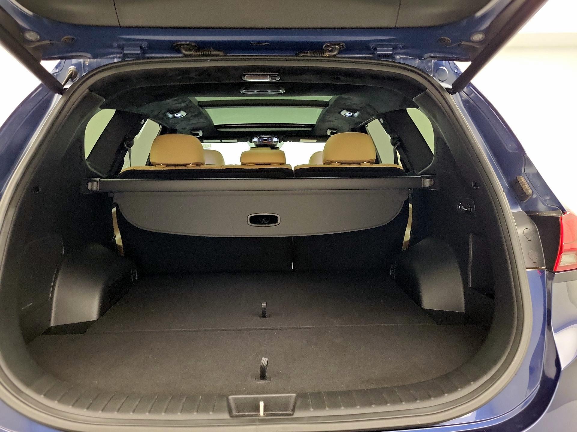 Thumbnail: 2022 Hyundai Santa Fe - 20