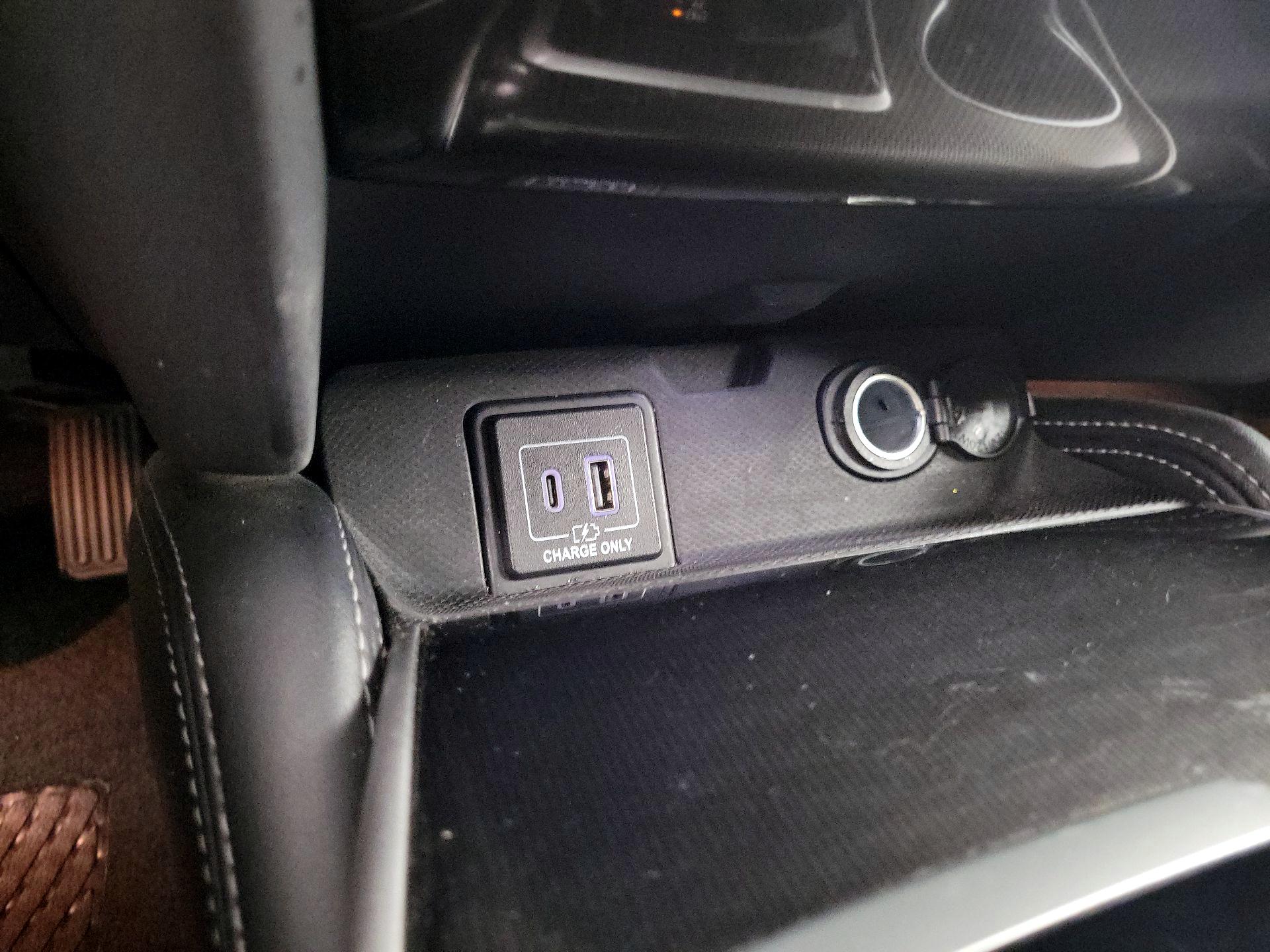 Thumbnail: 2020 INFINITI QX60 - 16