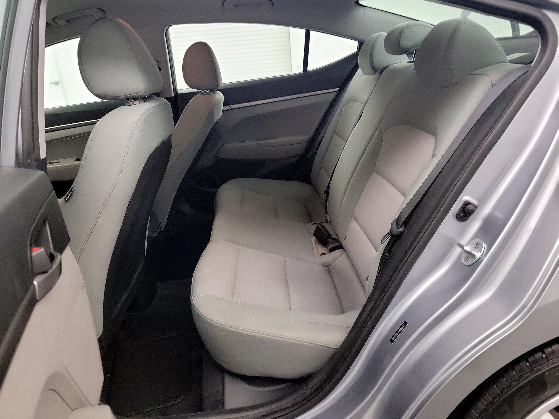 Thumbnail: 2017 Hyundai Elantra - 16