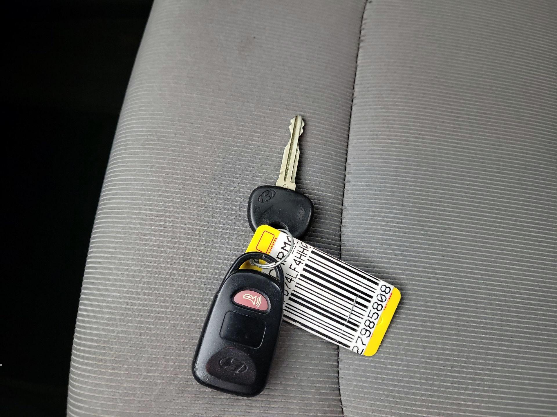 Thumbnail: 2017 Hyundai Elantra - 20