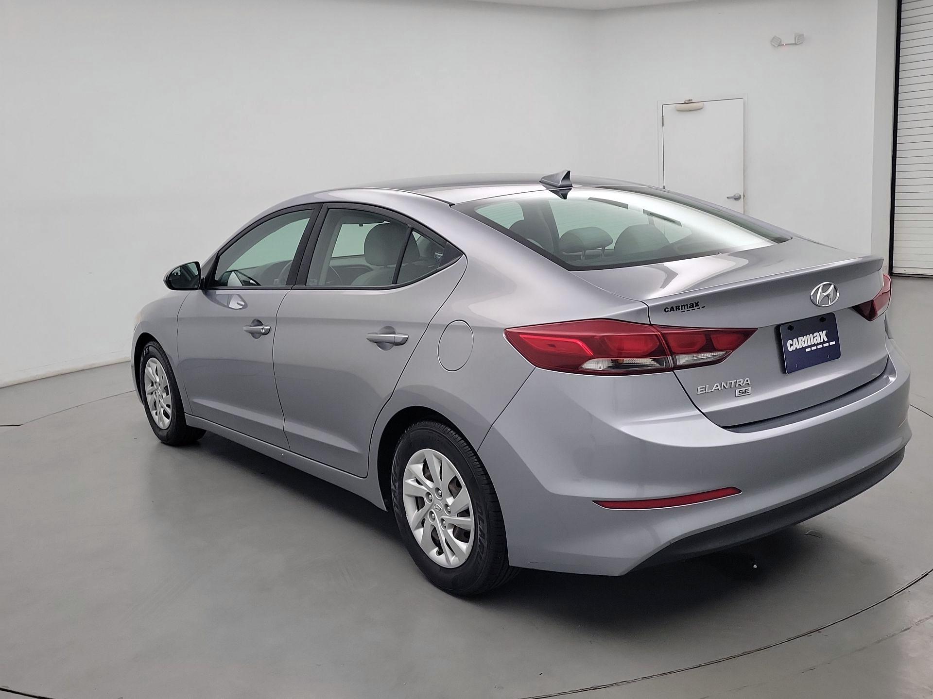 Thumbnail: 2017 Hyundai Elantra - 7