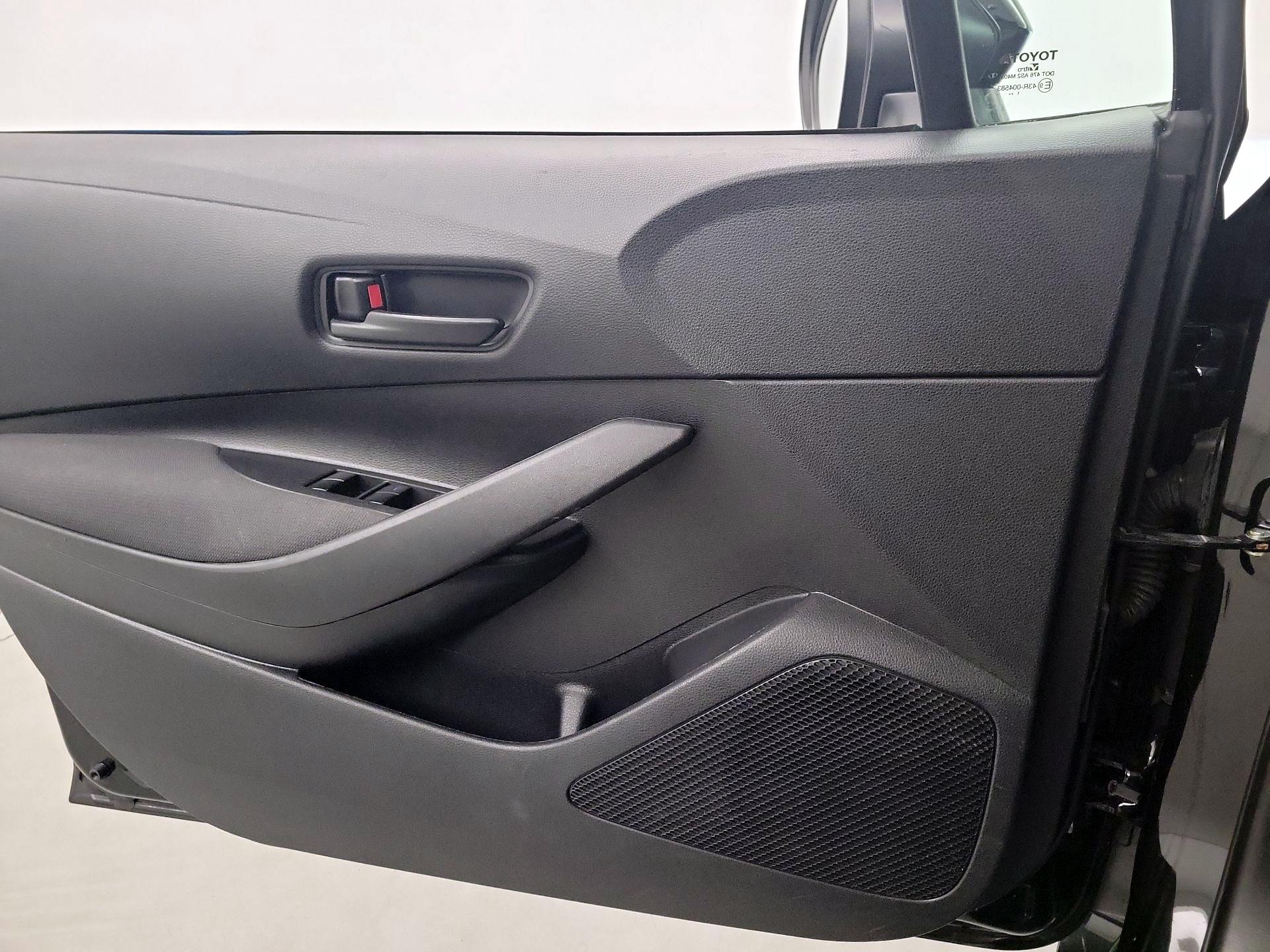 Thumbnail: 2022 Toyota Corolla - 10