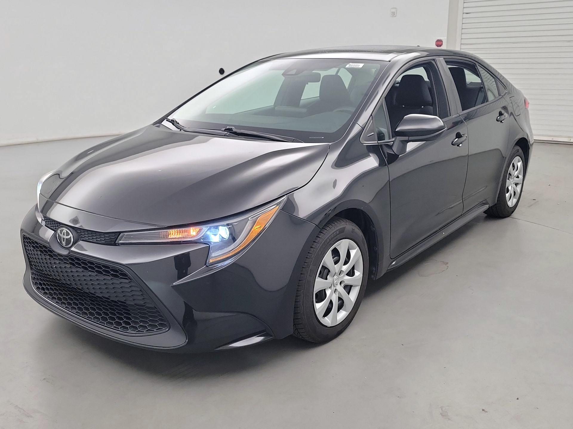 Thumbnail: 2022 Toyota Corolla - 3