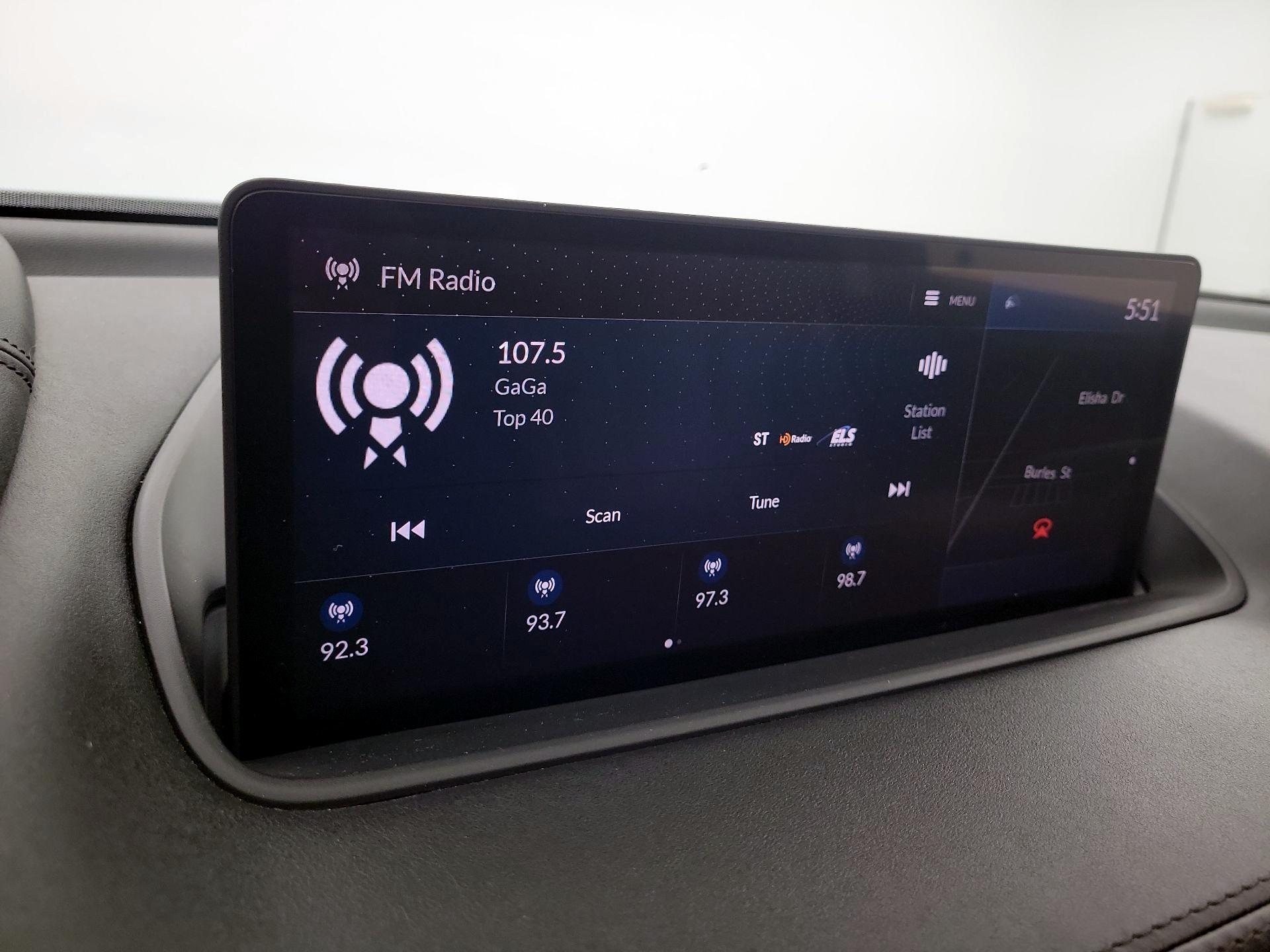 Thumbnail: 2023 Acura MDX - 14