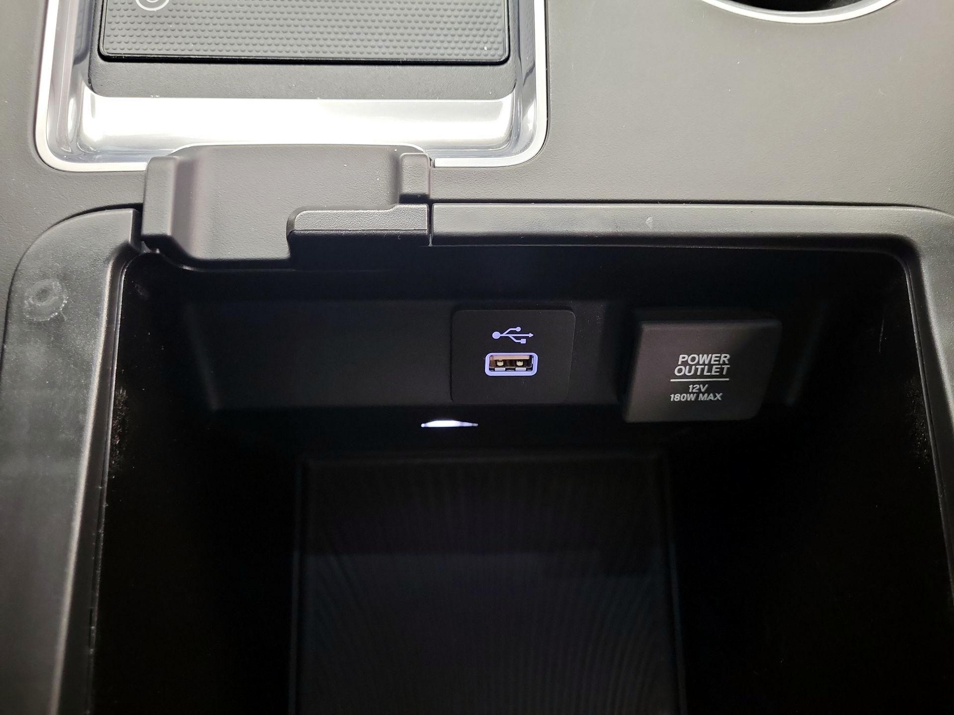 Thumbnail: 2023 Acura MDX - 17