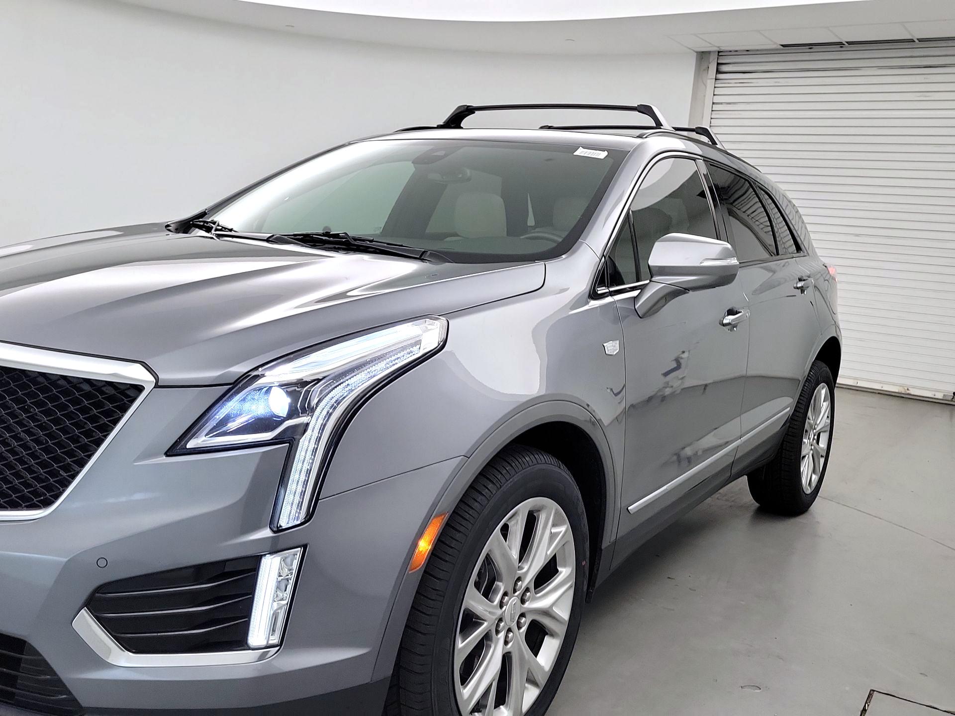 Thumbnail: 2021 Cadillac XT5 - 3