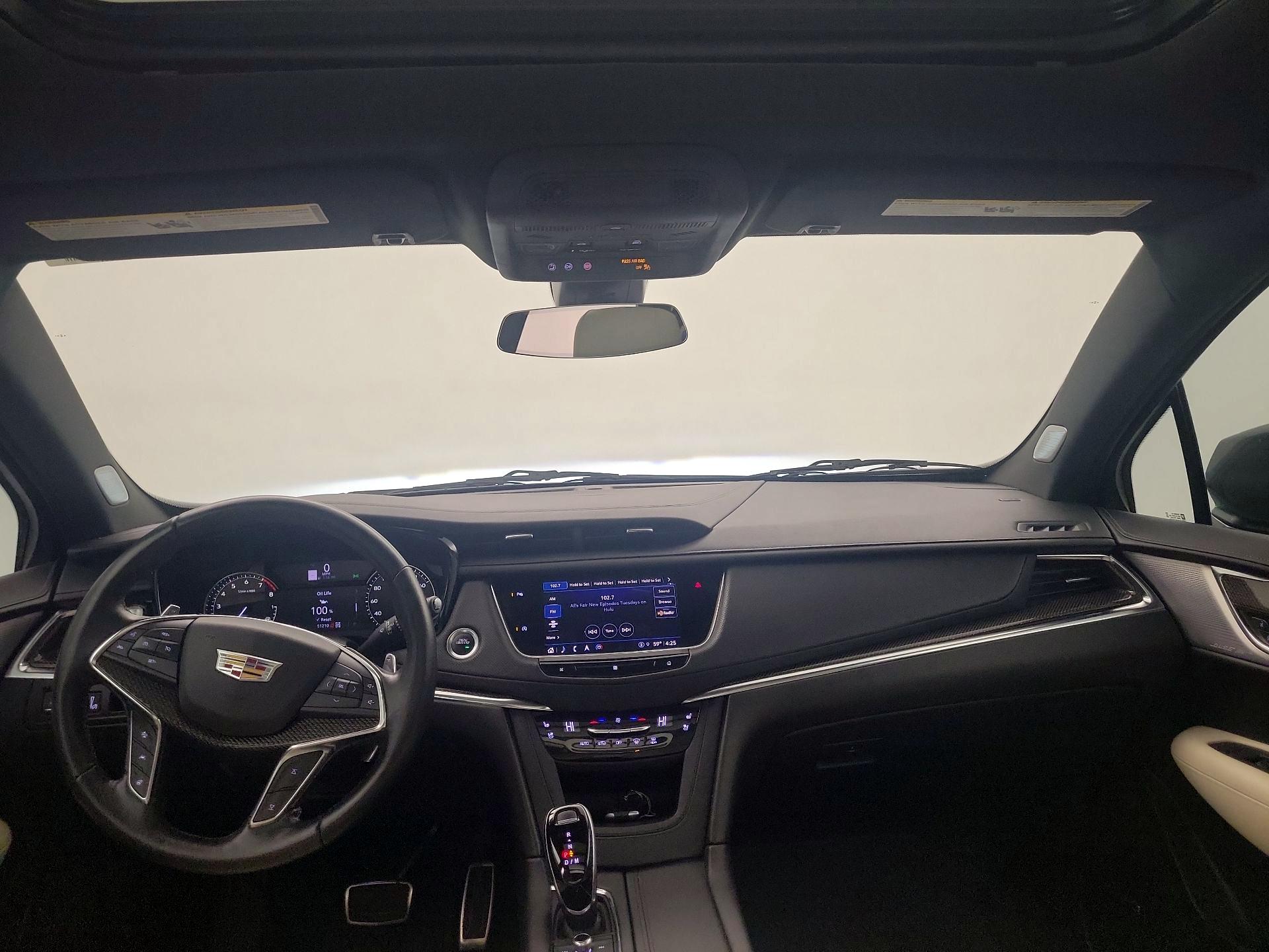 Thumbnail: 2021 Cadillac XT5 - 8