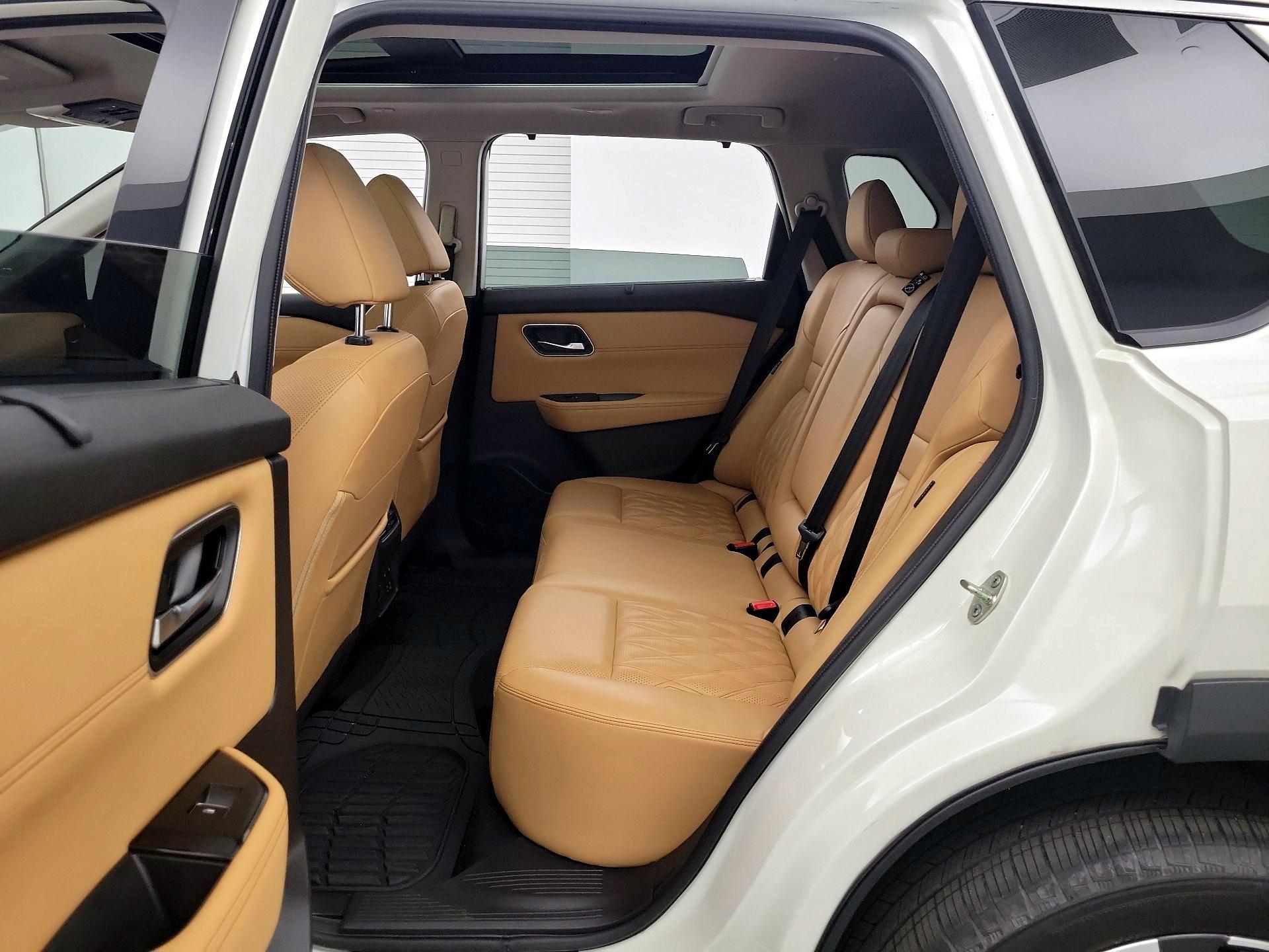 Thumbnail: 2023 Nissan Rogue - 19