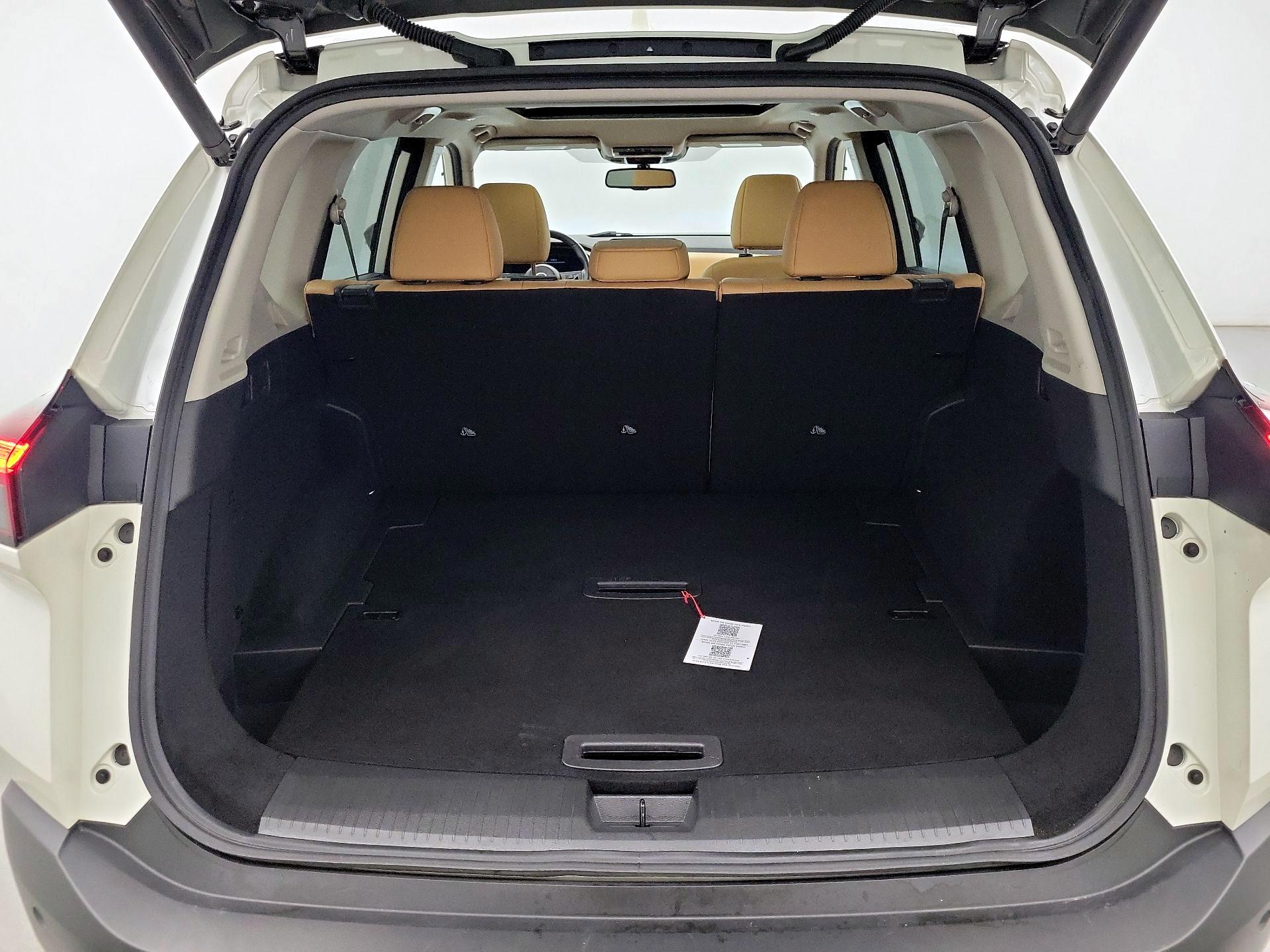 Thumbnail: 2023 Nissan Rogue - 20