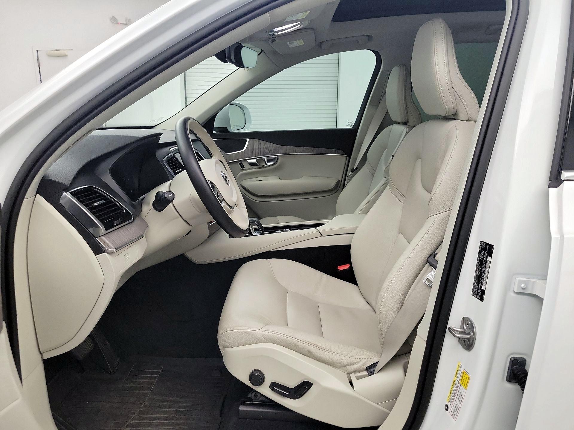 Thumbnail: 2023 Volvo XC90 - 9