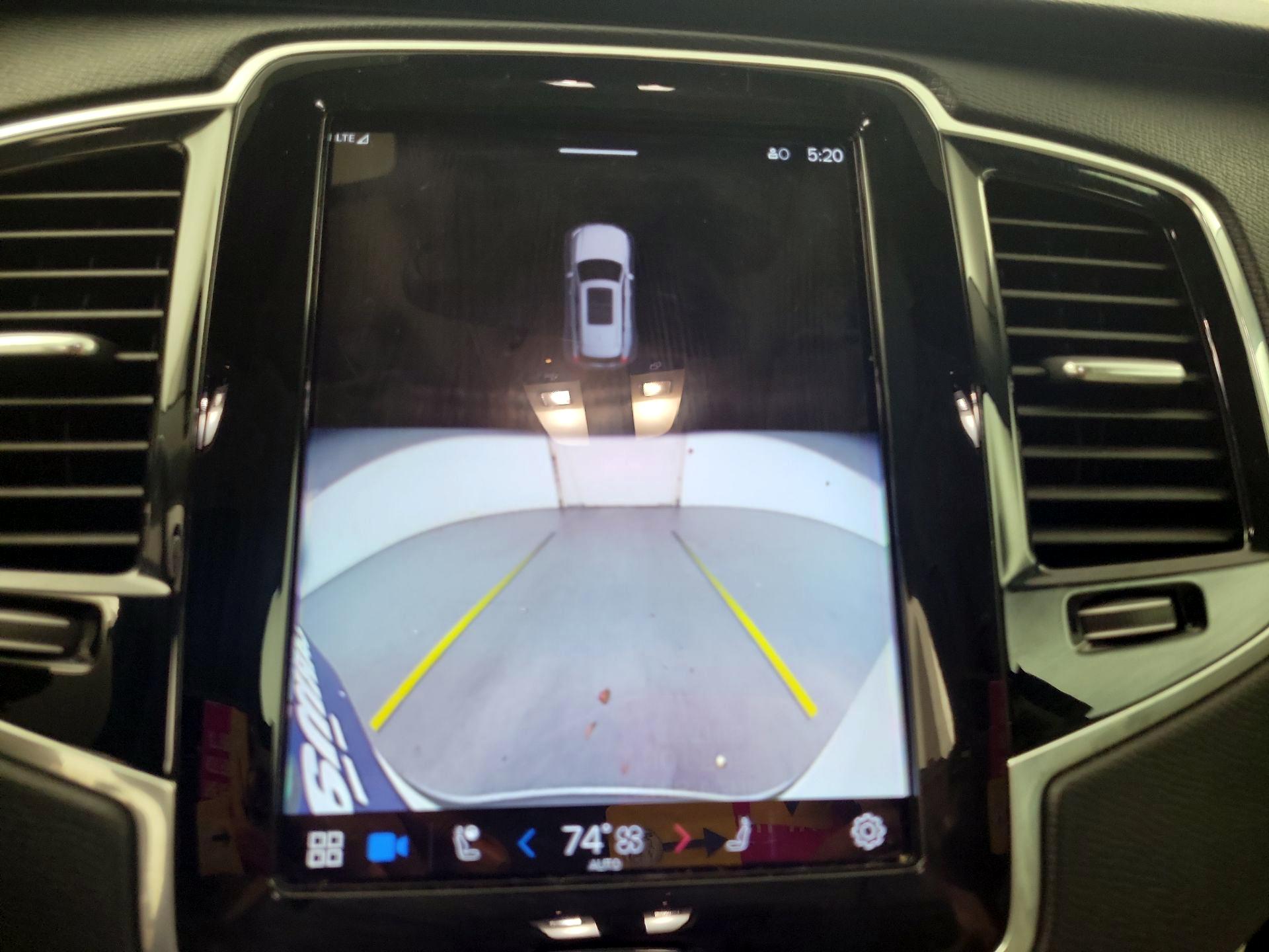 Thumbnail: 2023 Volvo XC90 - 12