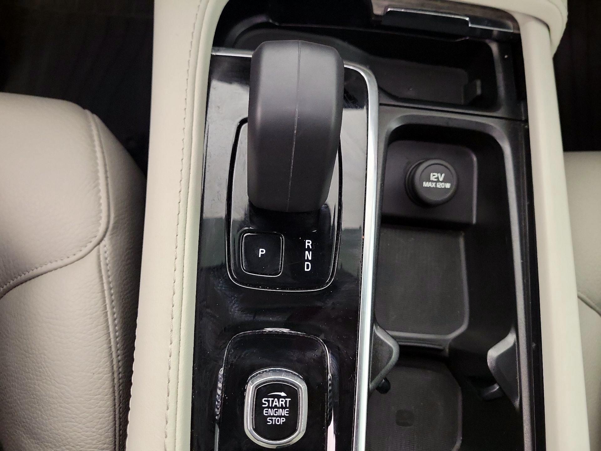 Thumbnail: 2023 Volvo XC90 - 15