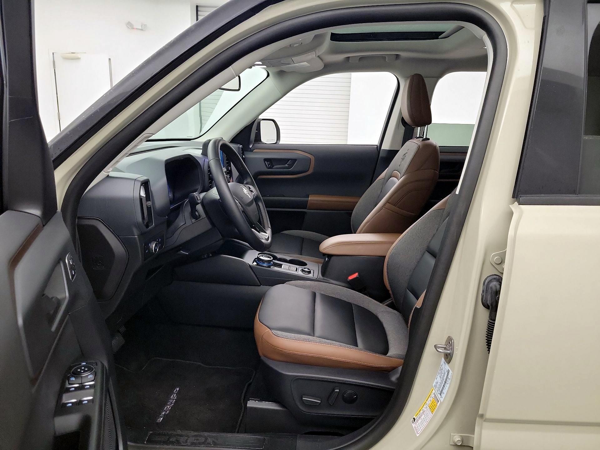 Thumbnail: 2024 Ford Bronco Sport - 9