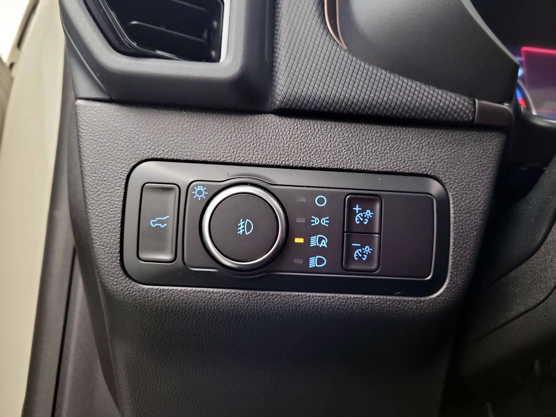 Thumbnail: 2024 Ford Bronco Sport - 11