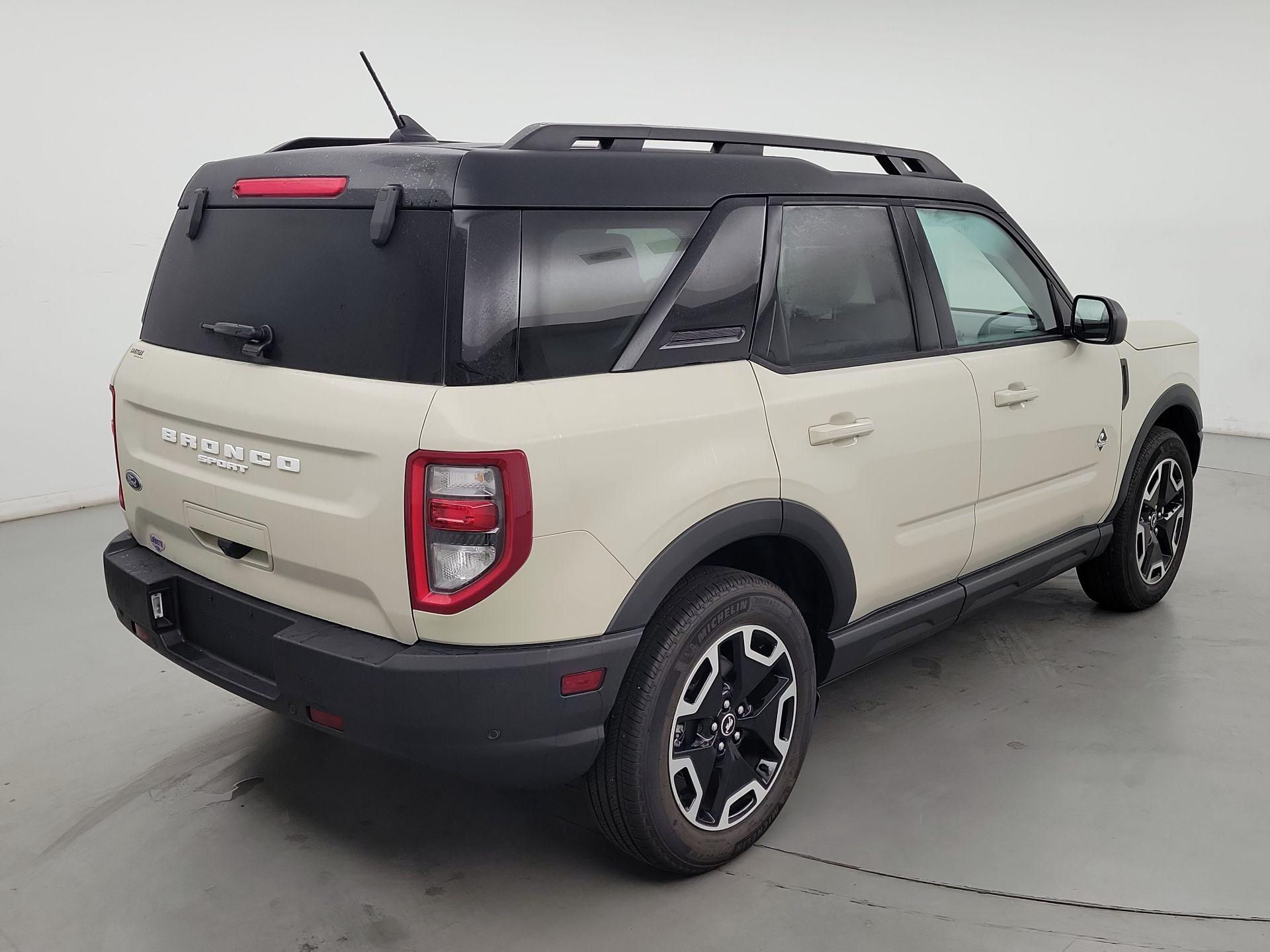 Thumbnail: 2024 Ford Bronco Sport - 5