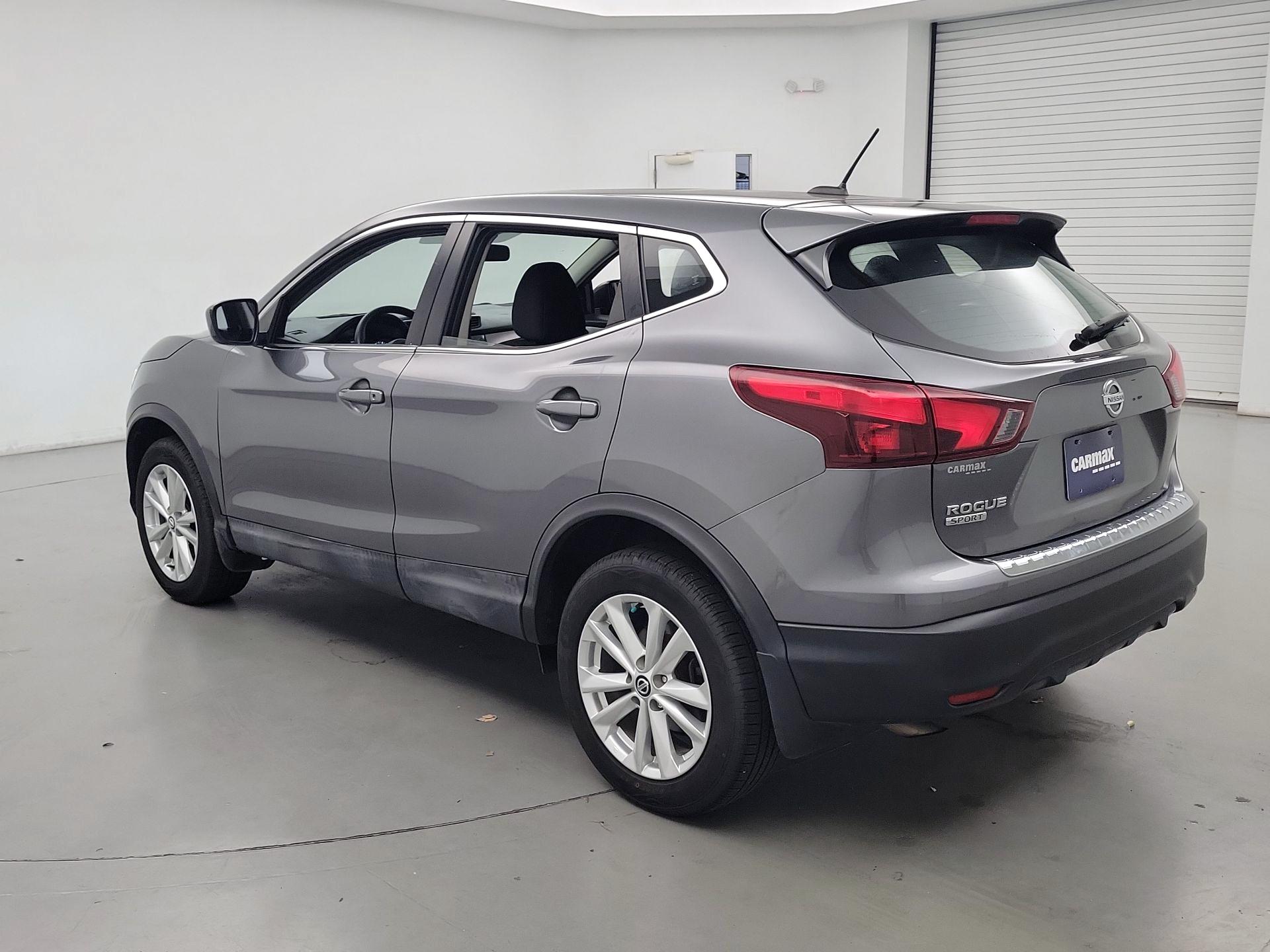 Thumbnail: 2019 Nissan Rogue Sport - 7