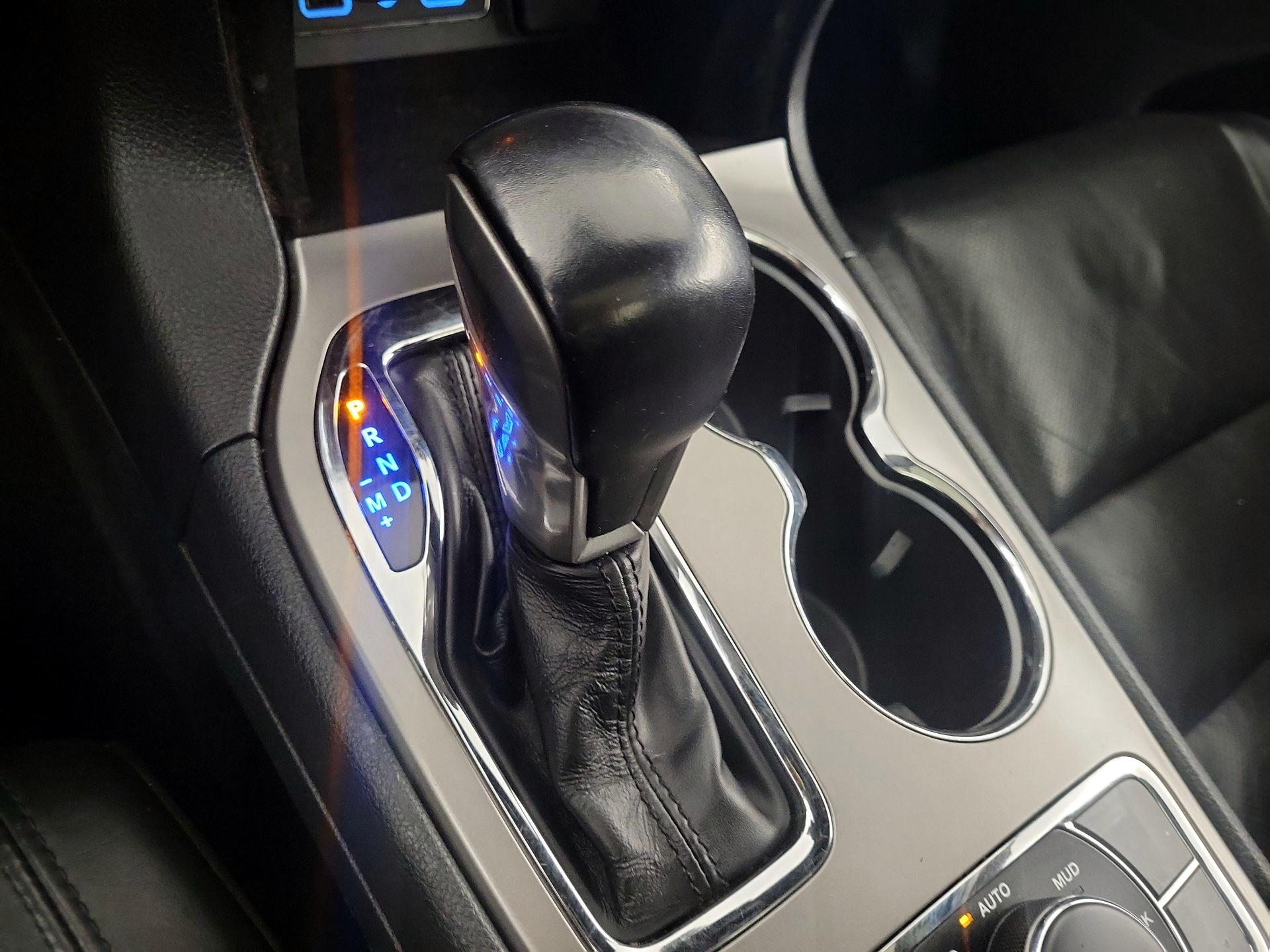 Thumbnail: 2020 Jeep Grand Cherokee - 16