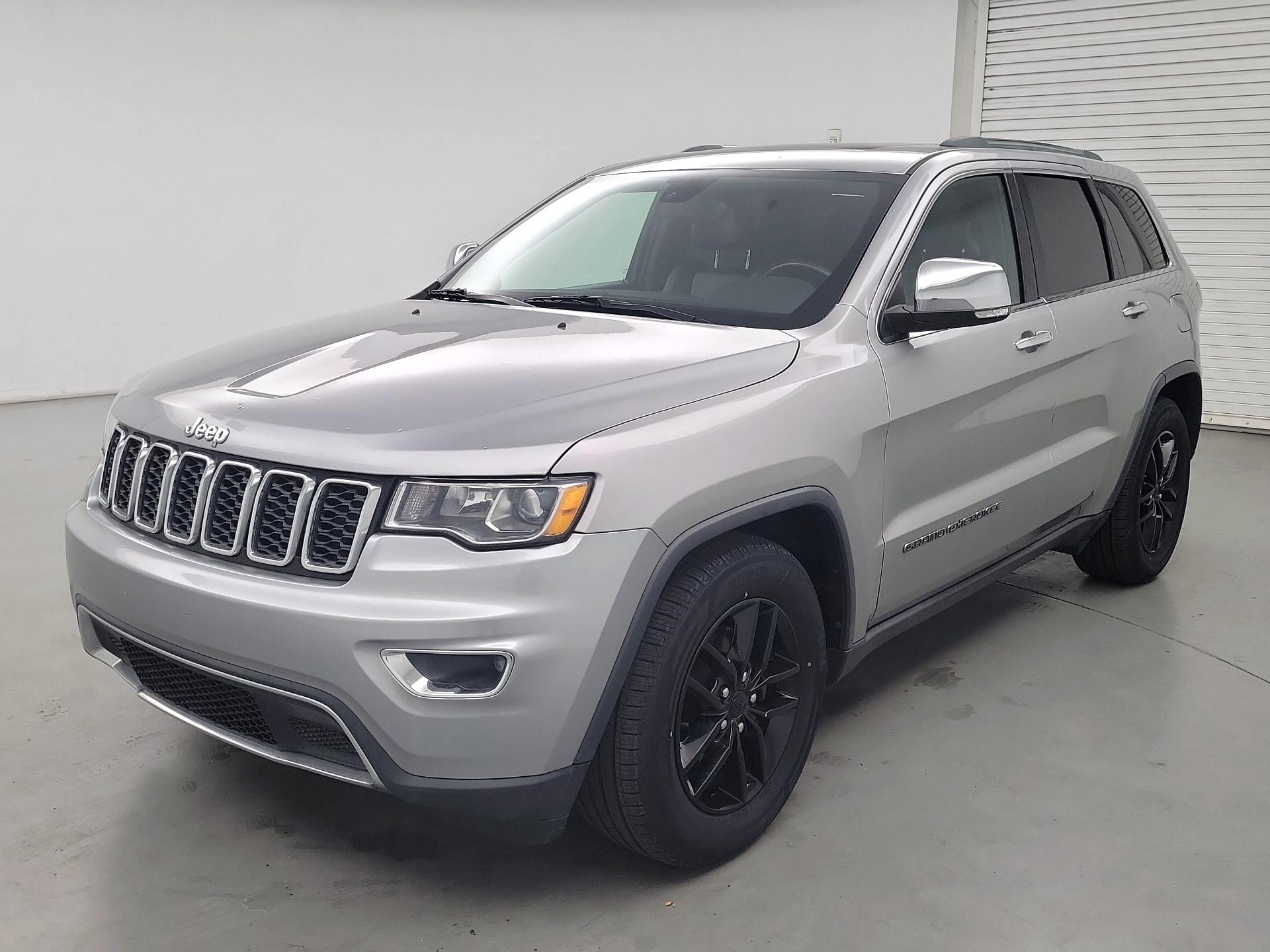 Thumbnail: 2020 Jeep Grand Cherokee - 3