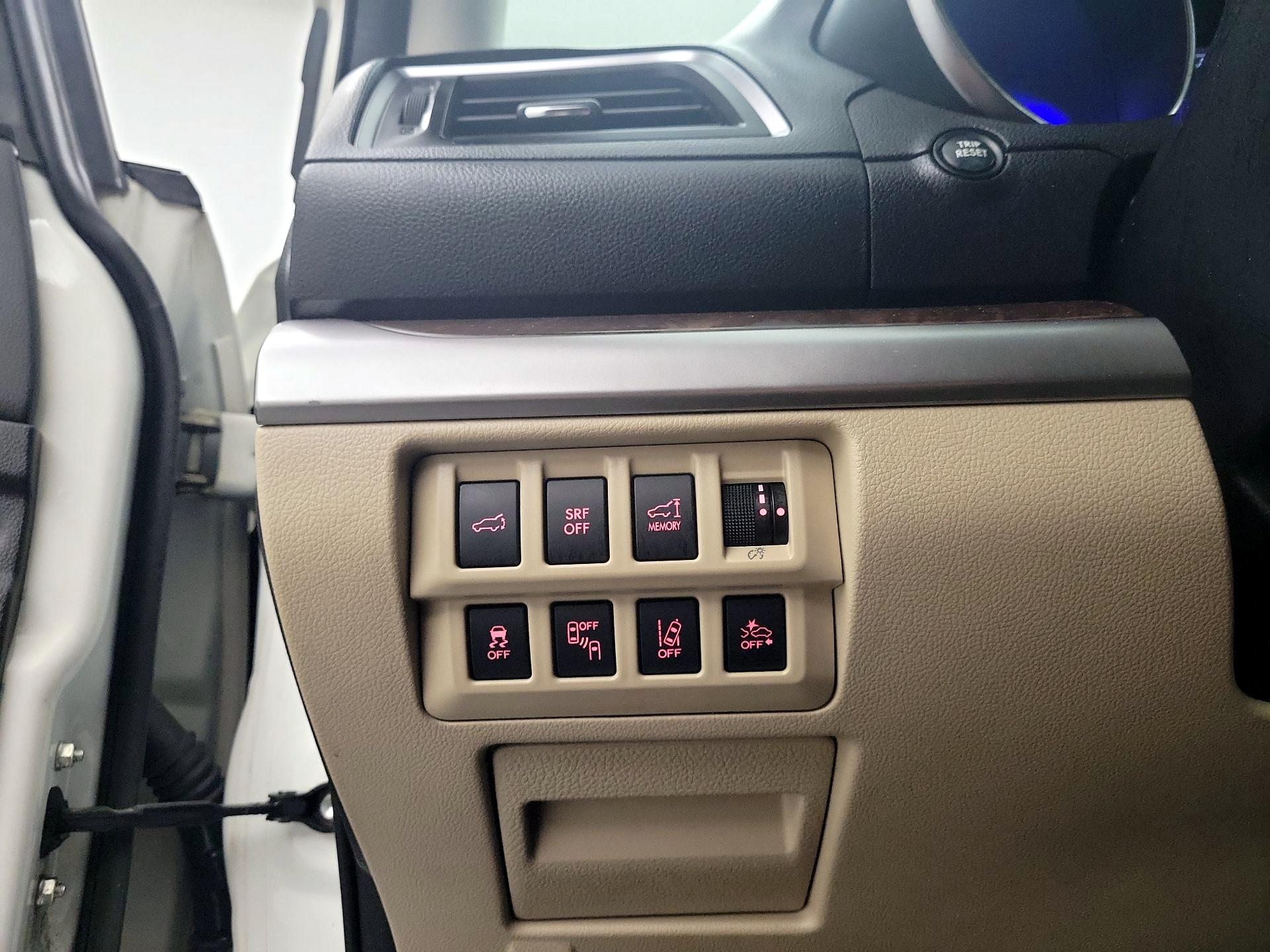 Thumbnail: 2017 Subaru Outback - 11