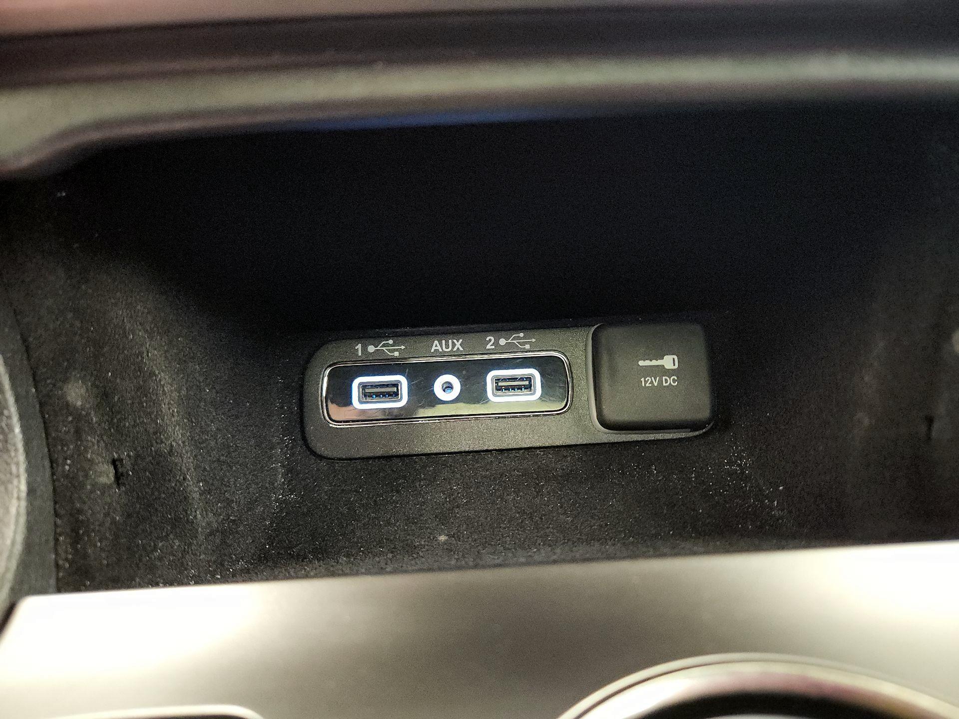 Thumbnail: 2019 Jeep Grand Cherokee - 16