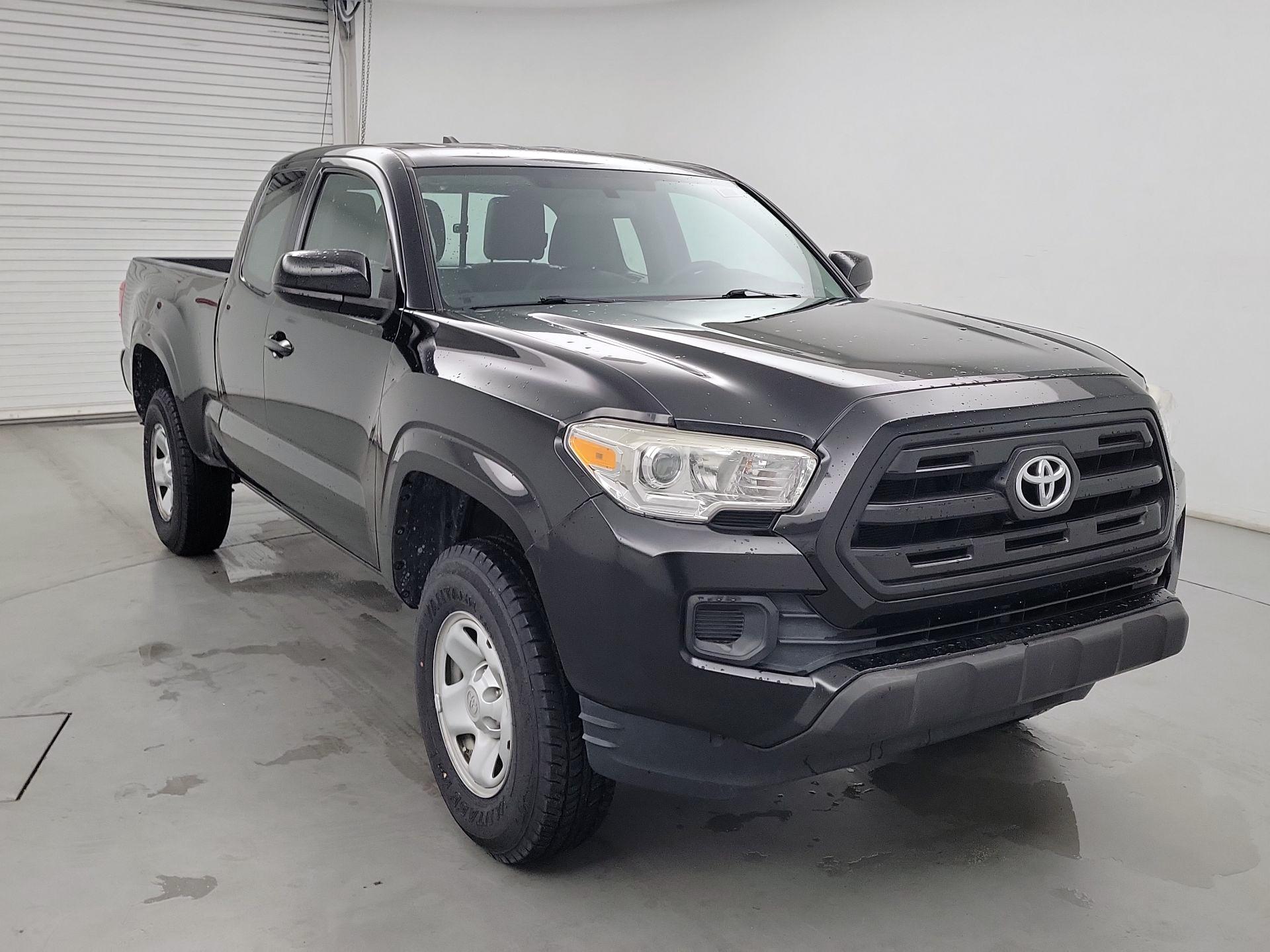 Thumbnail: 2017 Toyota Tacoma - 1