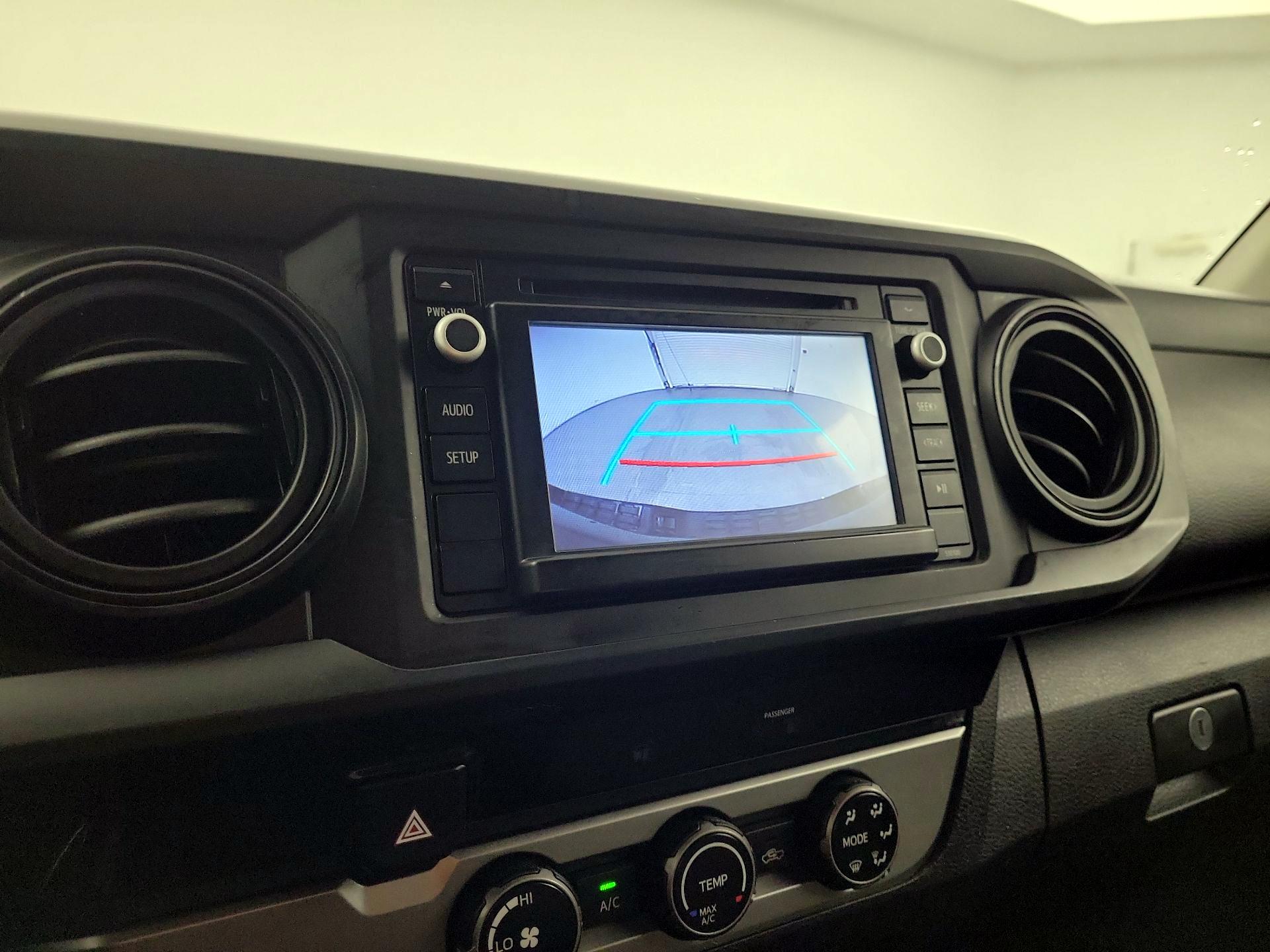 Thumbnail: 2017 Toyota Tacoma - 11