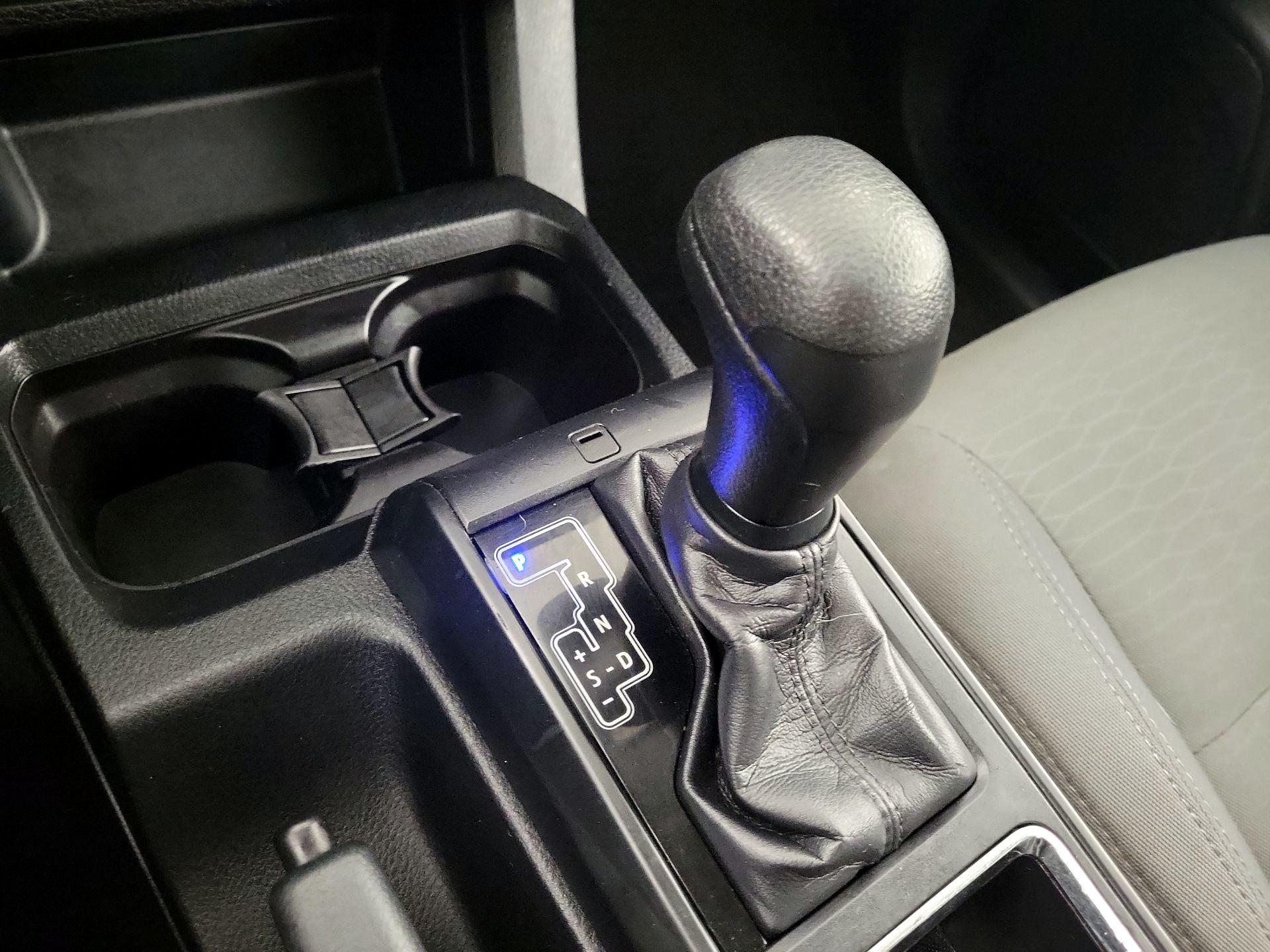 Thumbnail: 2017 Toyota Tacoma - 14