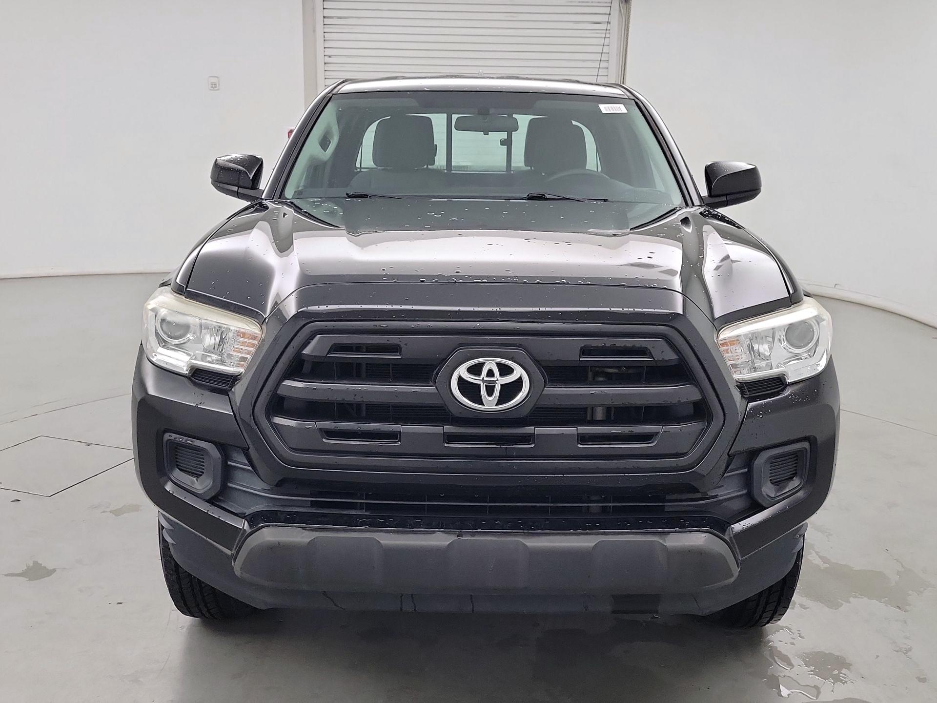 Thumbnail: 2017 Toyota Tacoma - 2