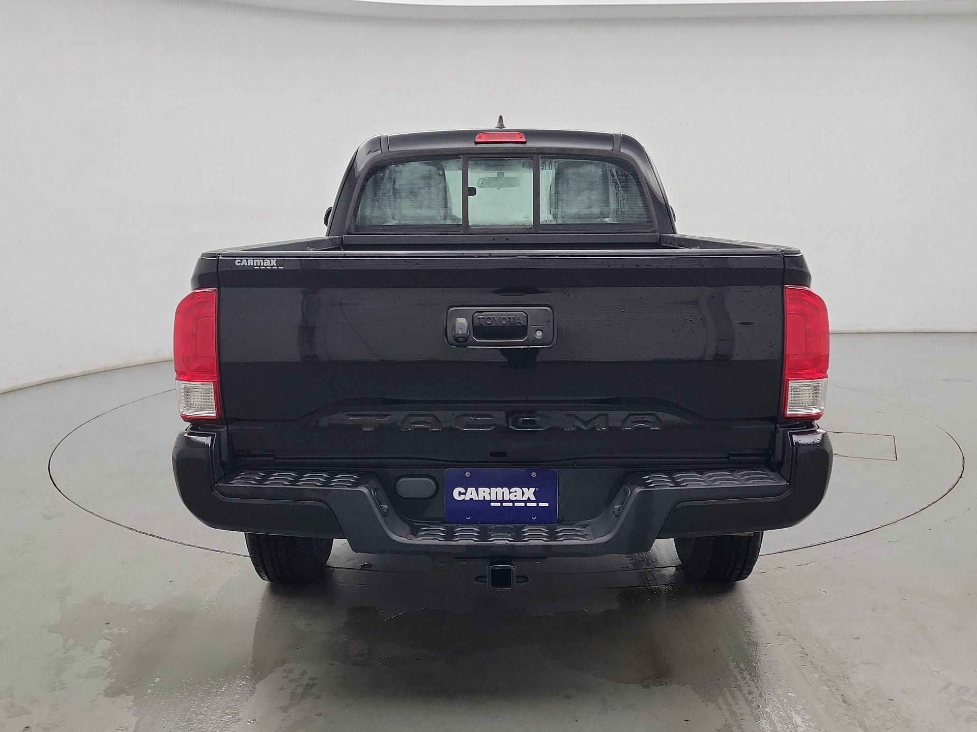 Thumbnail: 2017 Toyota Tacoma - 6