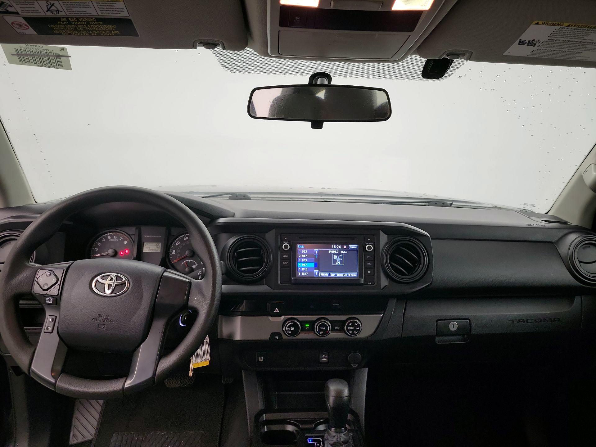 Thumbnail: 2017 Toyota Tacoma - 8