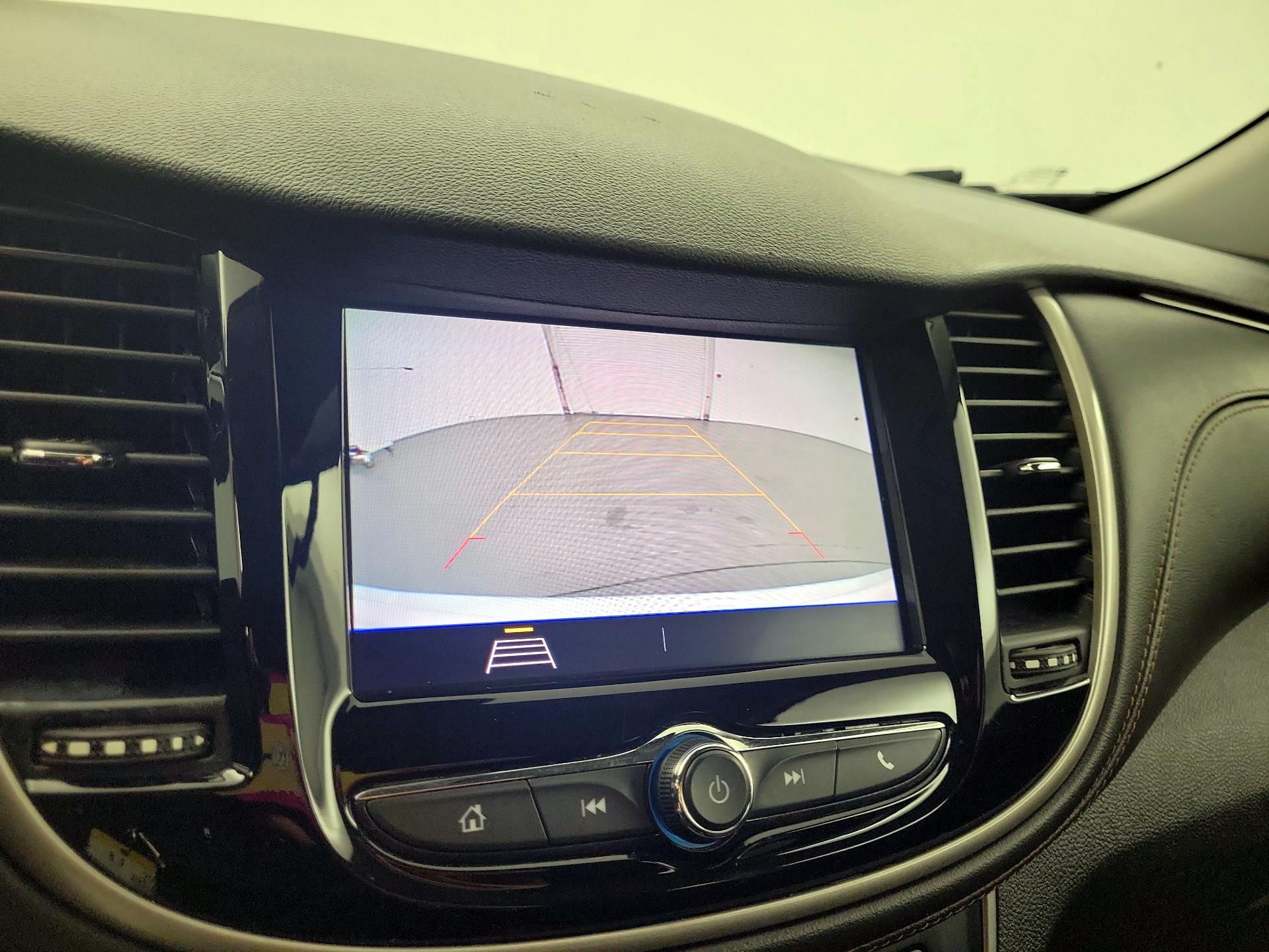 Thumbnail: 2020 Chevrolet Trax - 12