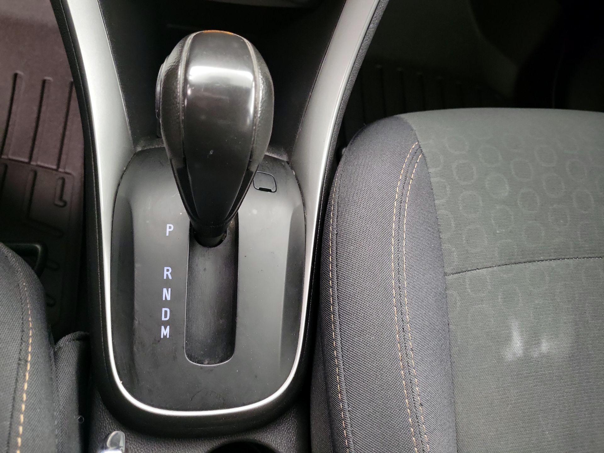 Thumbnail: 2020 Chevrolet Trax - 15