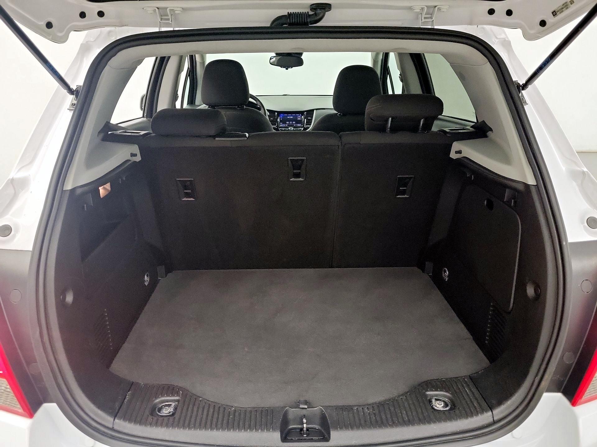 Thumbnail: 2020 Chevrolet Trax - 18