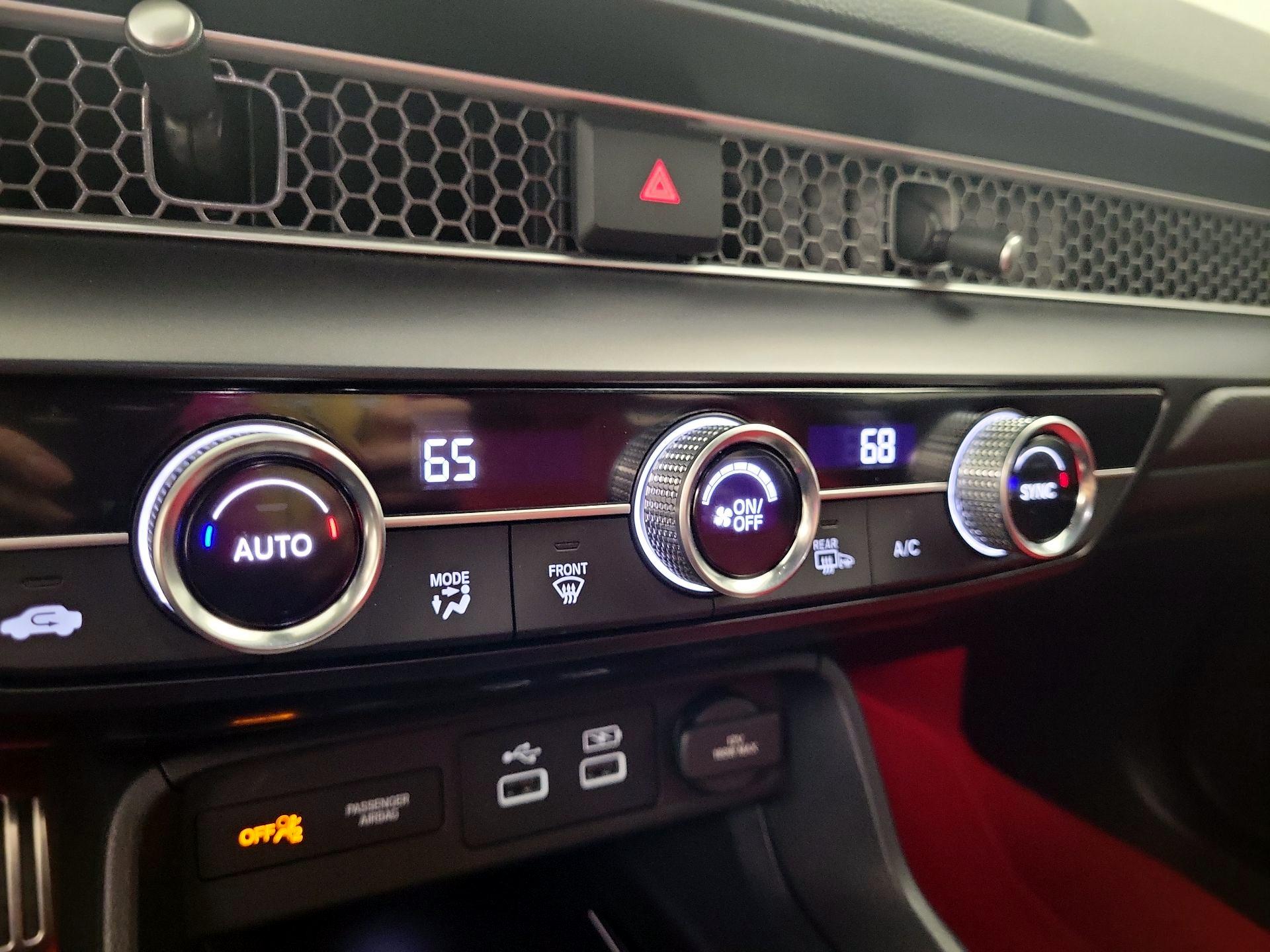 Thumbnail: 2024 Honda Civic - 14