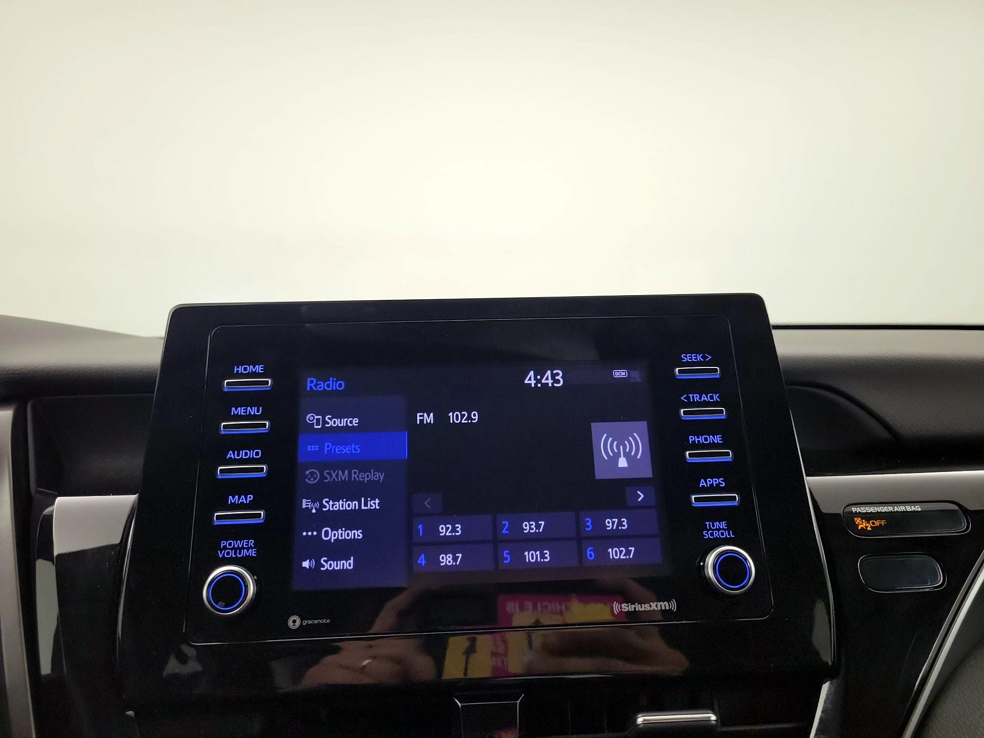 Thumbnail: 2022 Toyota Camry - 13