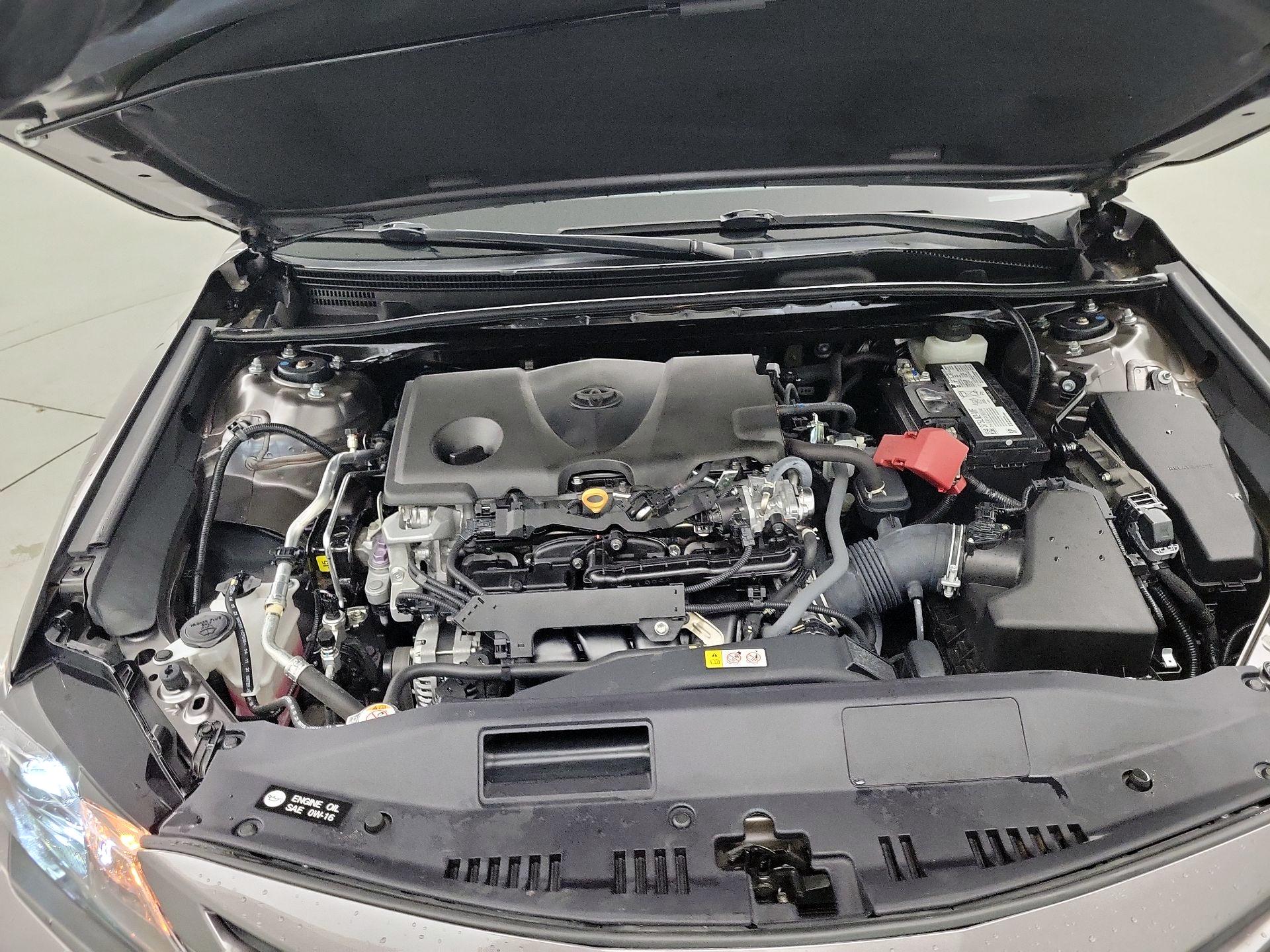 Thumbnail: 2022 Toyota Camry - 19