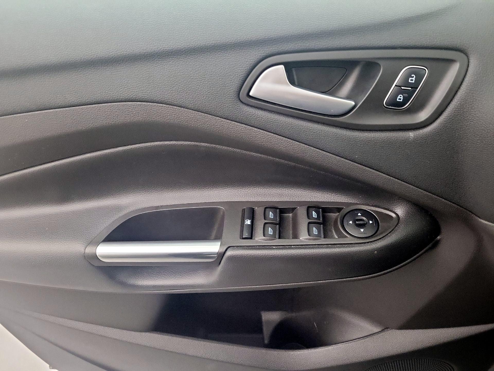 Thumbnail: 2018 Ford Escape - 10