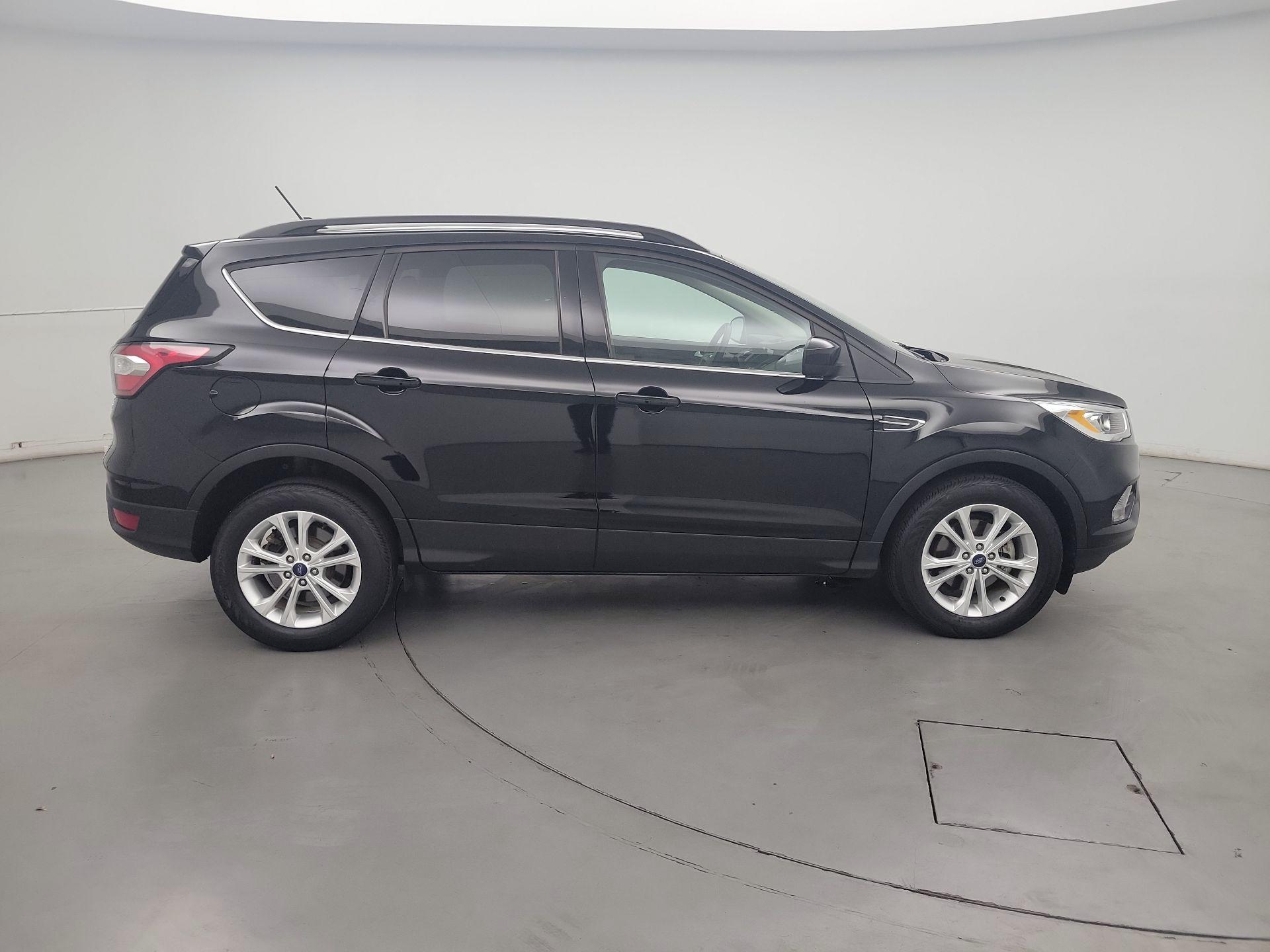 Thumbnail: 2018 Ford Escape - 4