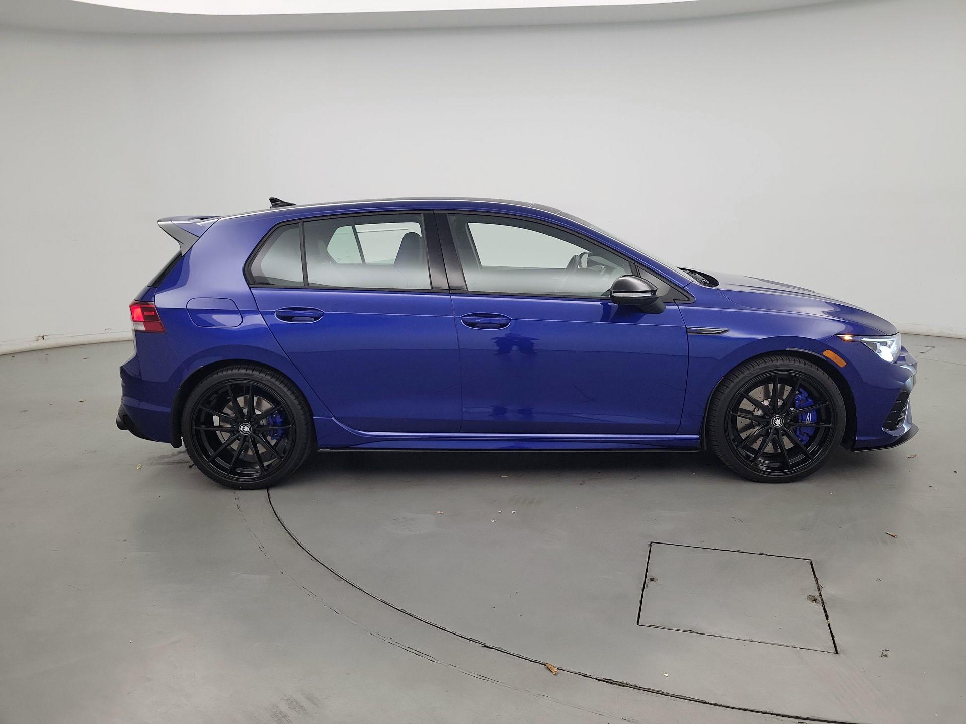 Thumbnail: 2024 Volkswagen Golf - 4