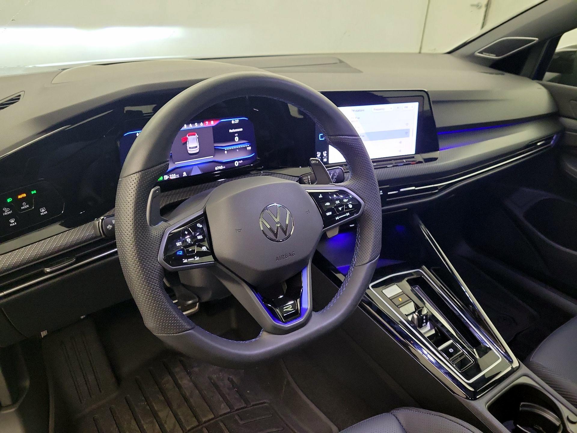 Thumbnail: 2024 Volkswagen Golf - 8