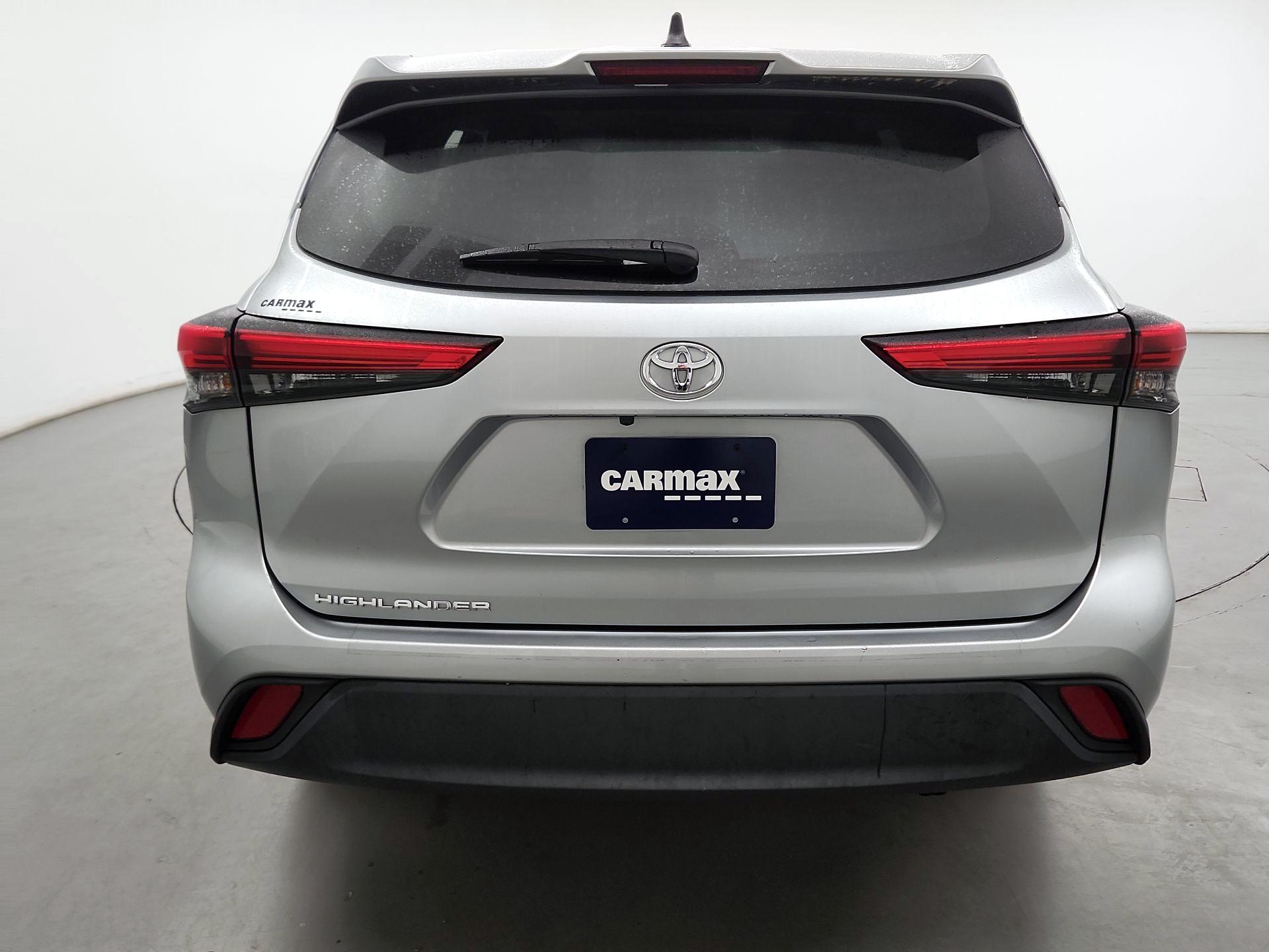 Thumbnail: 2022 Toyota Highlander - 6