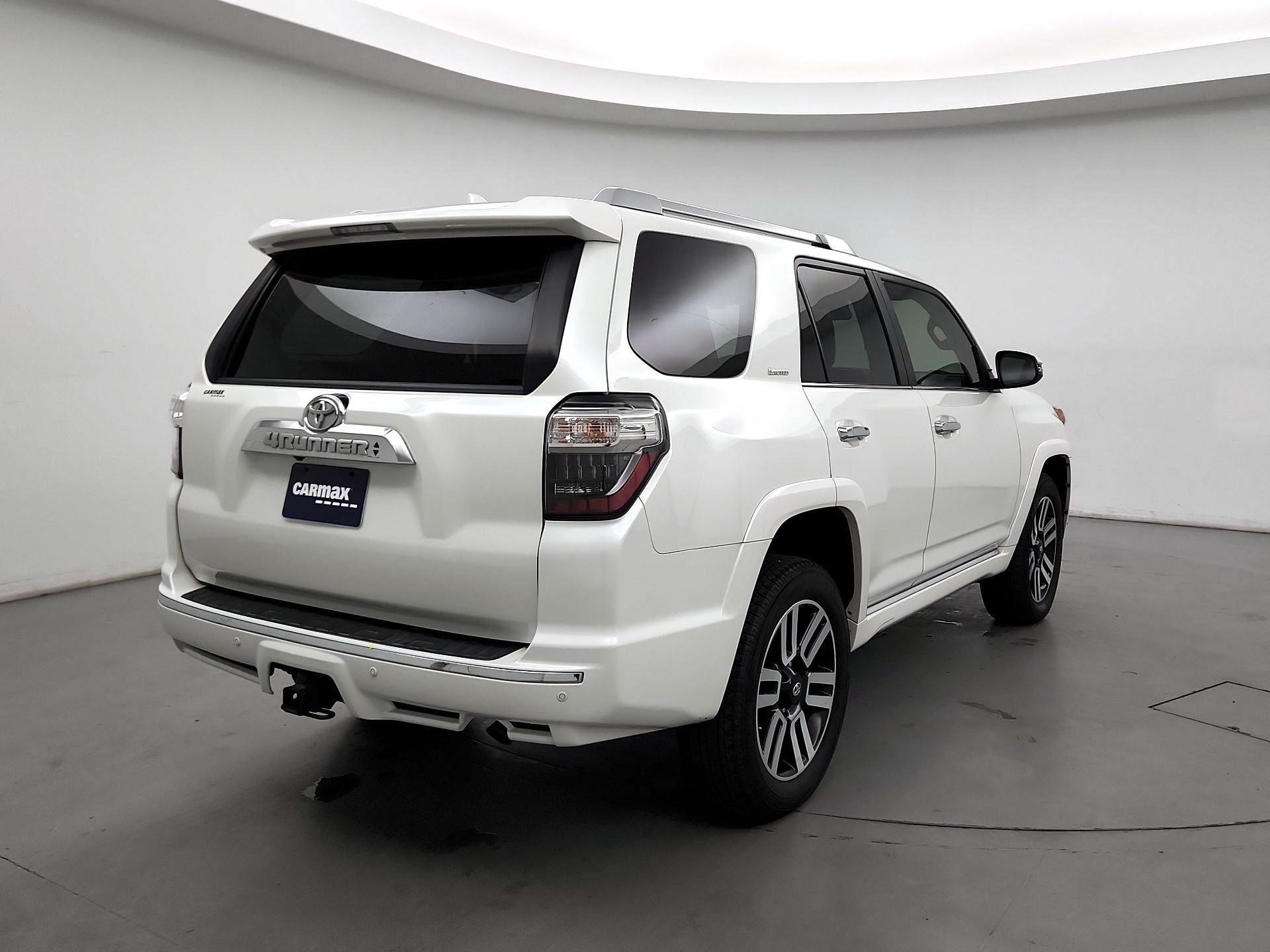 Thumbnail: 2020 Toyota 4Runner - 5